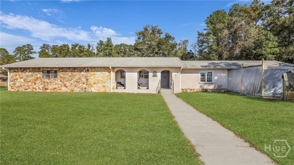 Homes for sale in Ludowici, GA | 35 Frasier Ln, Ludowici, GA 31316 | MLS# SA344674