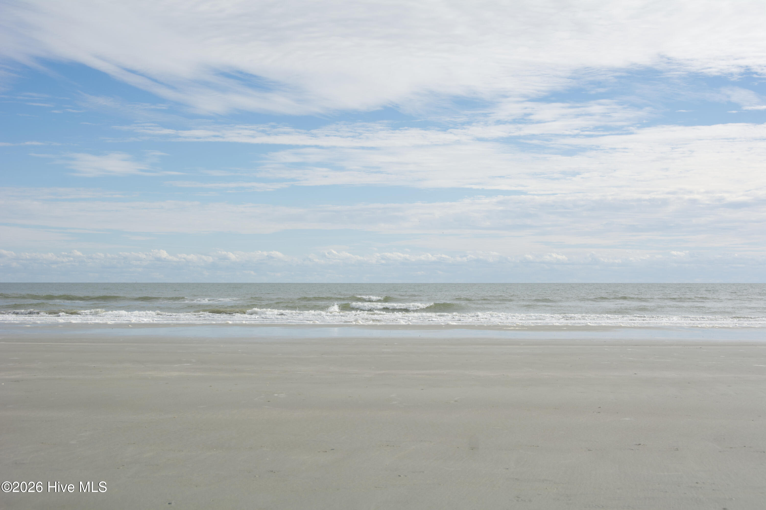 100570778 | Photo 55