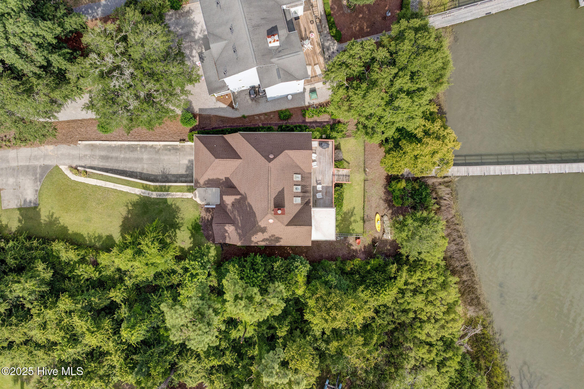 Homes for sale in Sneads Ferry, NC | 915 Chadwick Shores Dr, Sneads Ferry, NC 28460 | MLS# 100519748