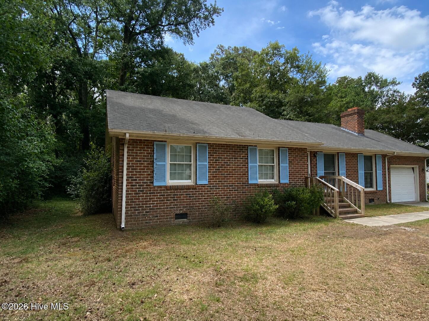 Homes for sale in Kinston, NC | 2455 Irvin Dr, Kinston, NC 28504 | MLS# 100582726
