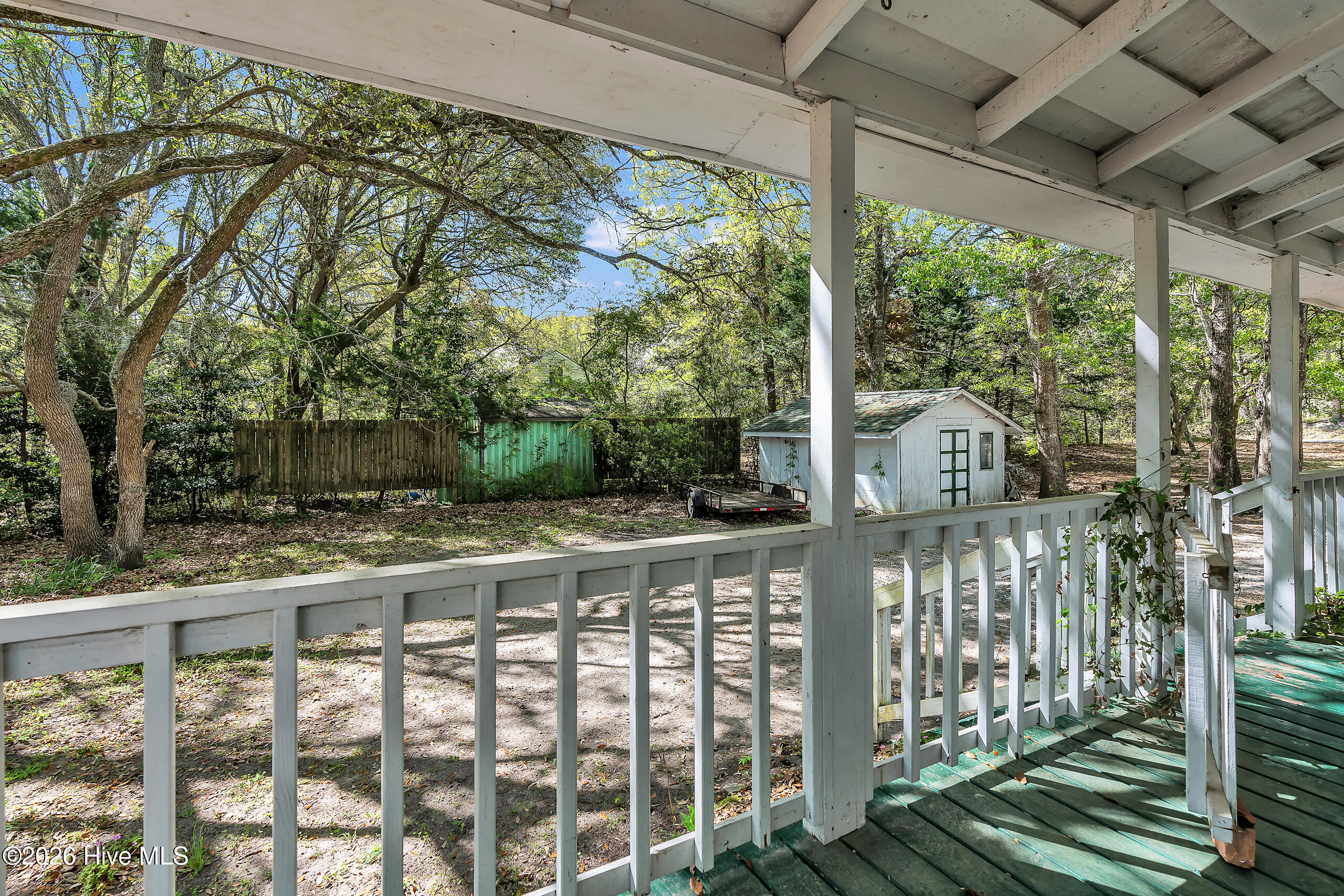 100567144 | Photo 41