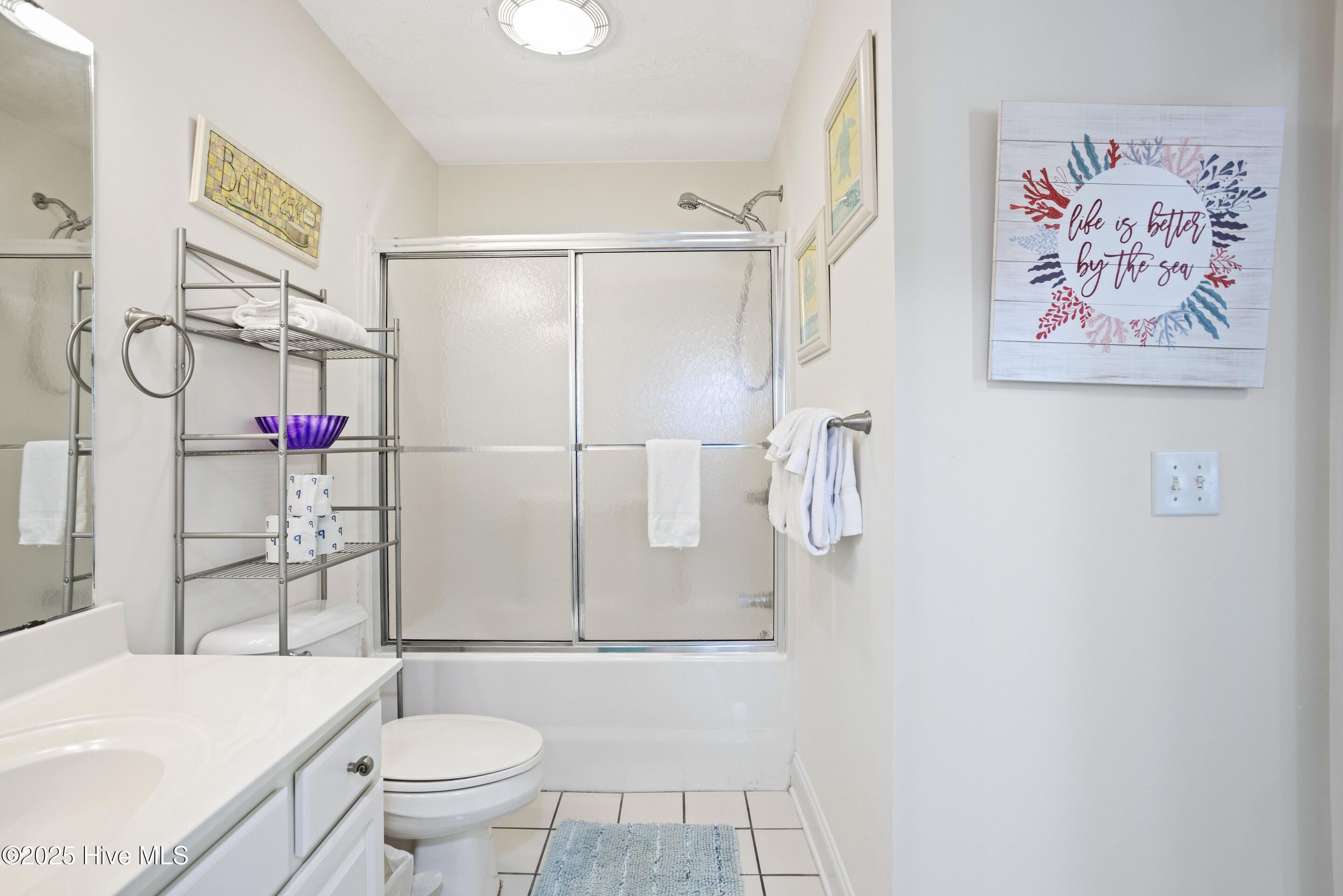 100546998 | Photo 29