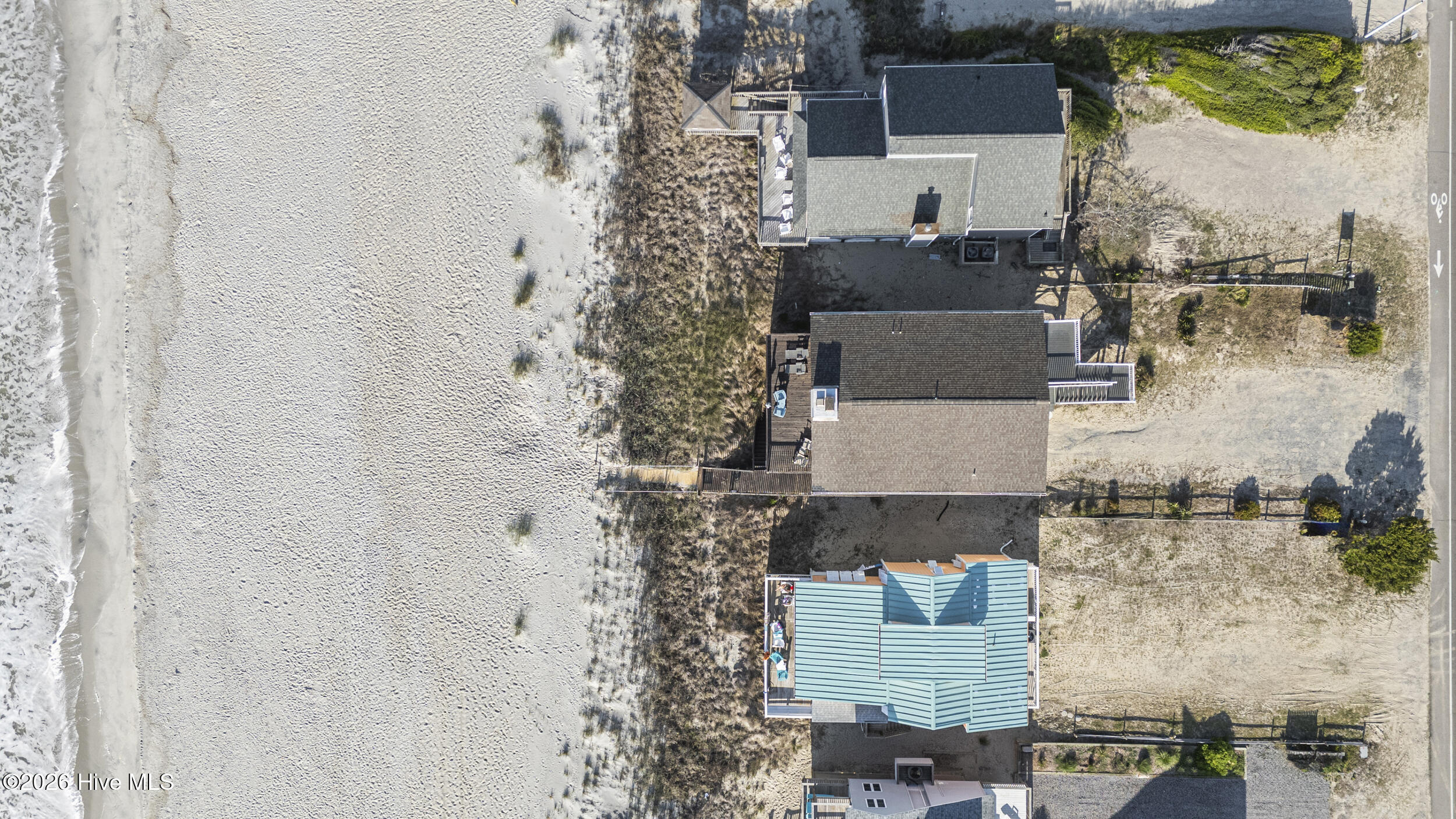 100568545 | Photo 60