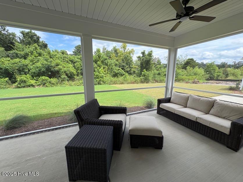 100503303 | Photo 40