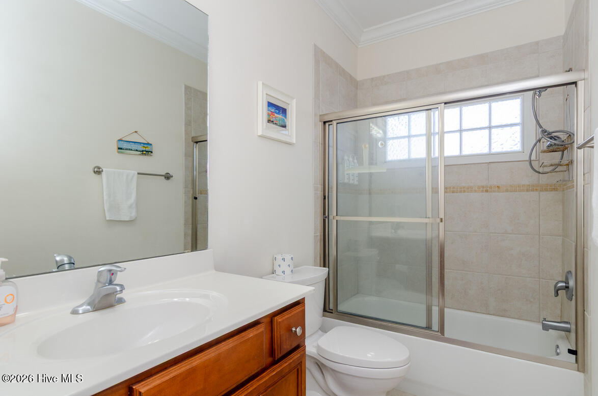 100550509 | Photo 18