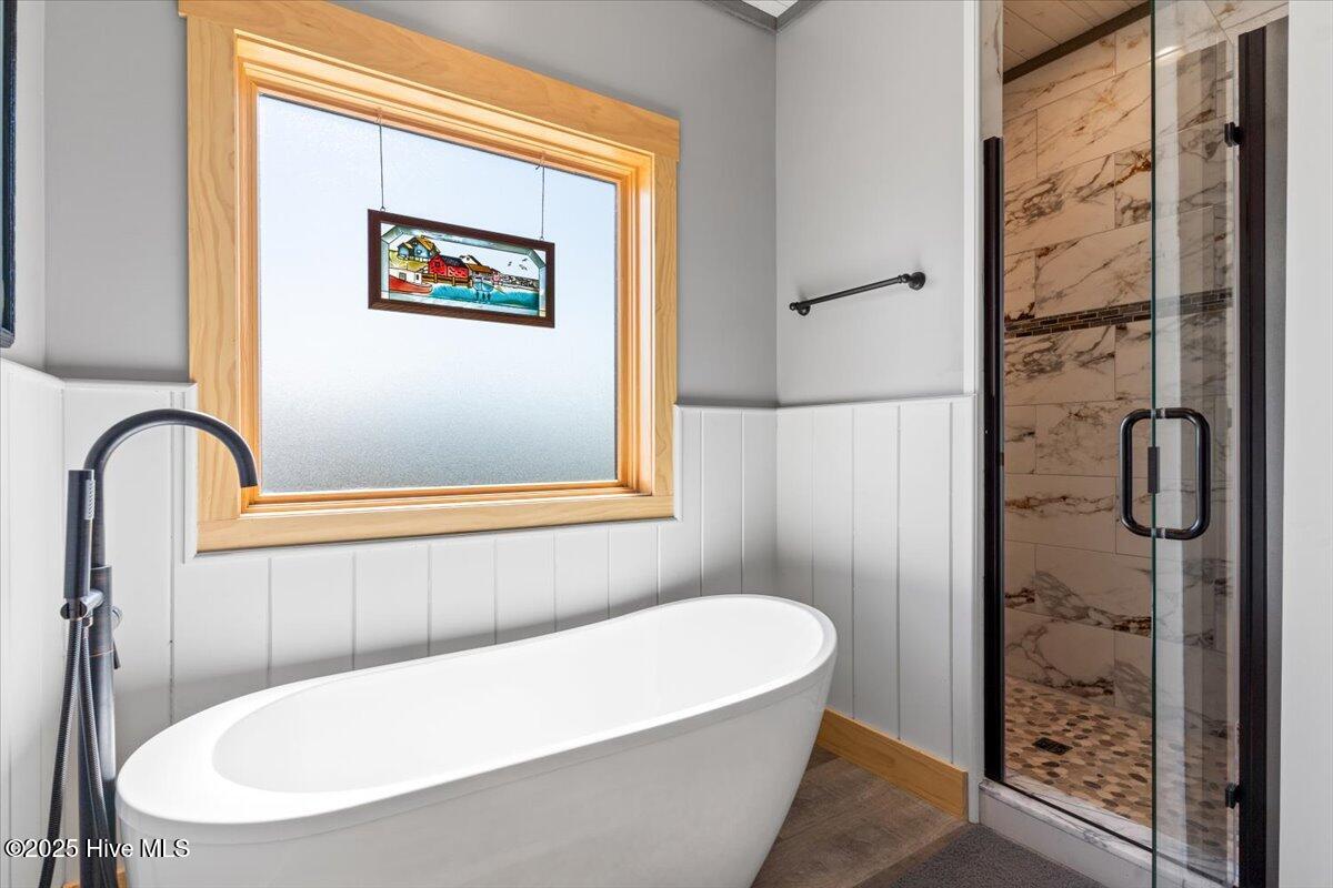 100531414 | Photo 78