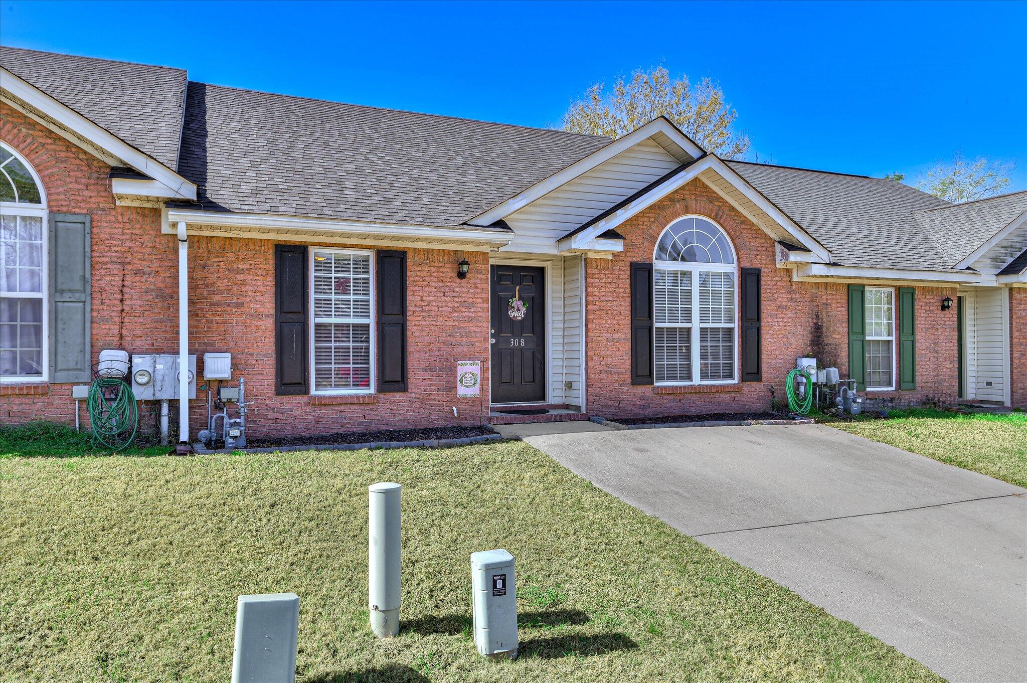 Homes for sale in Grovetown, GA | 308 Hazelnut Dr, Grovetown, GA 30813 | MLS# 553578