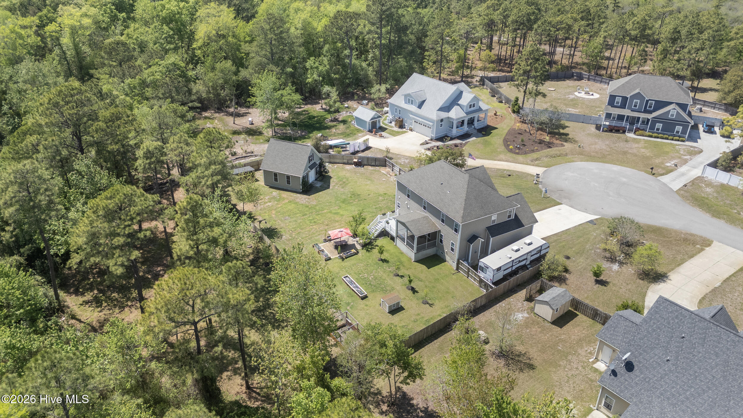 100567962 | Photo 18