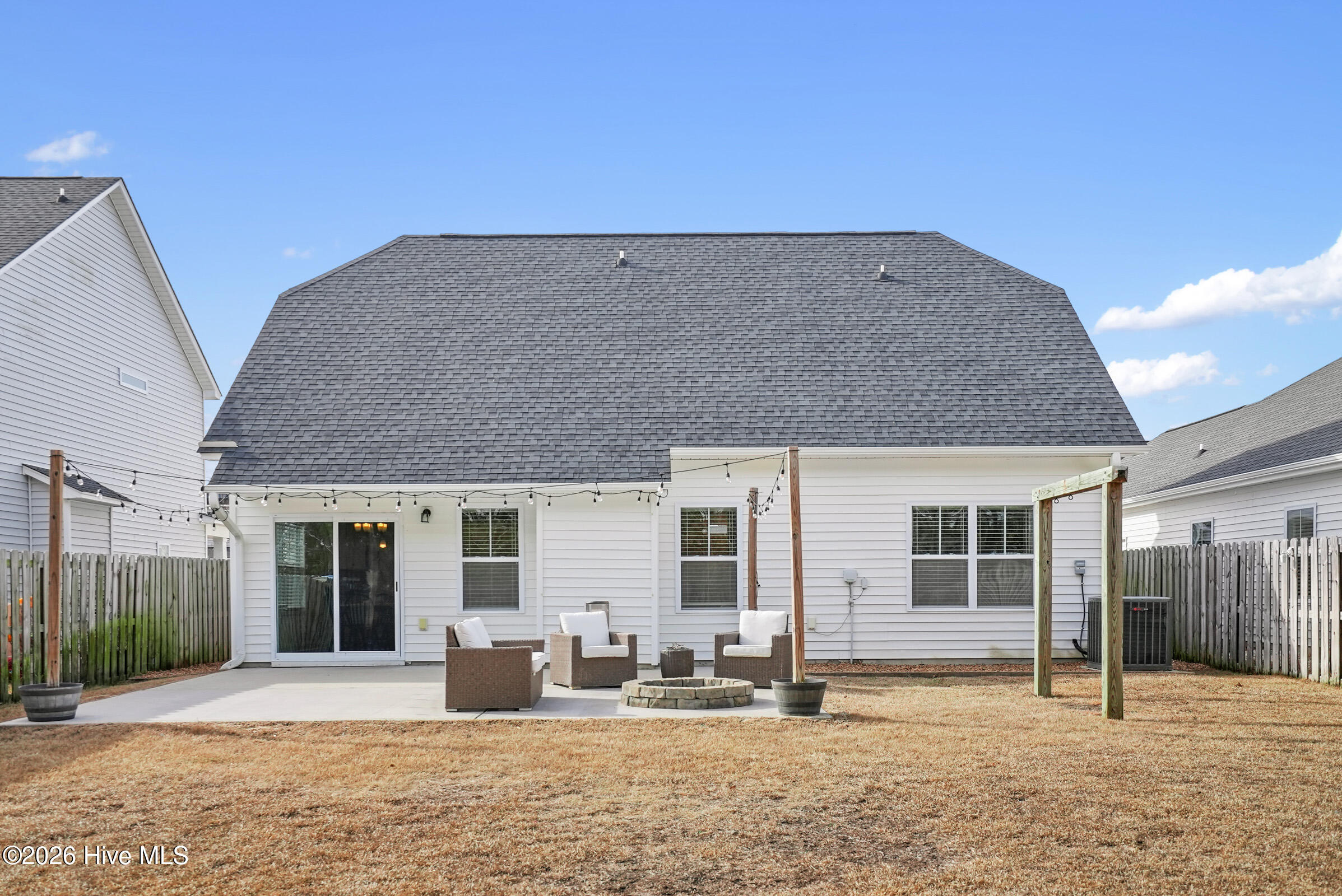 100552712 | Photo 37