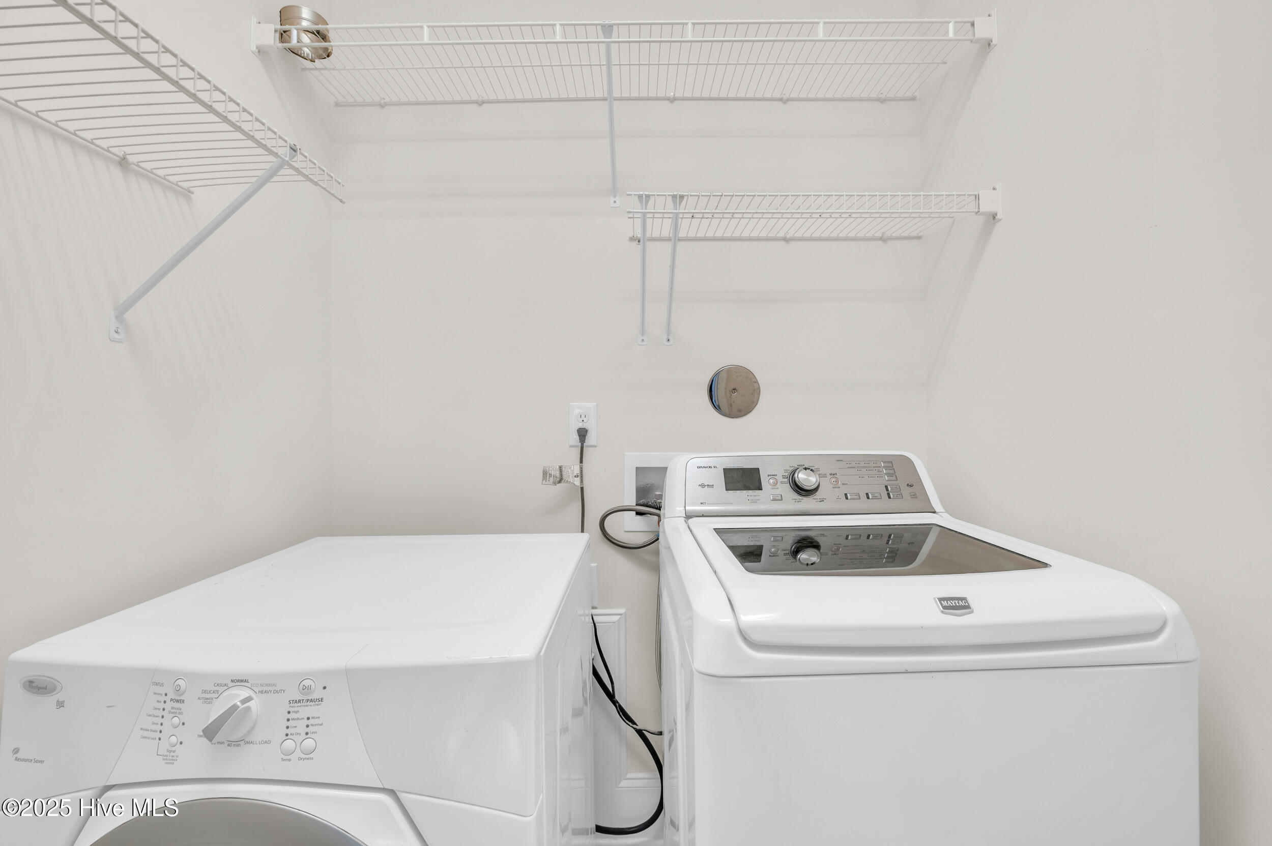 100514630 | Photo 37