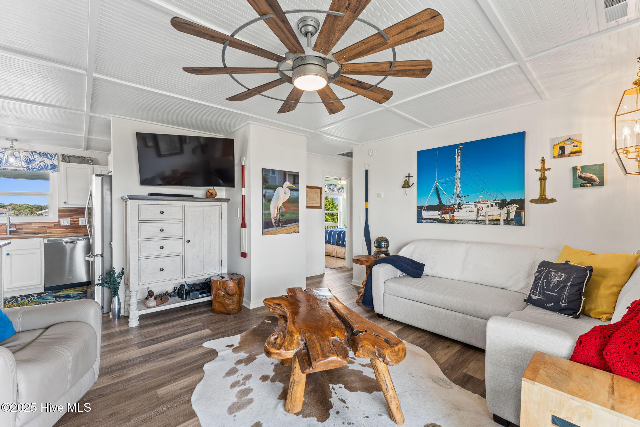 100527553 | Photo 19