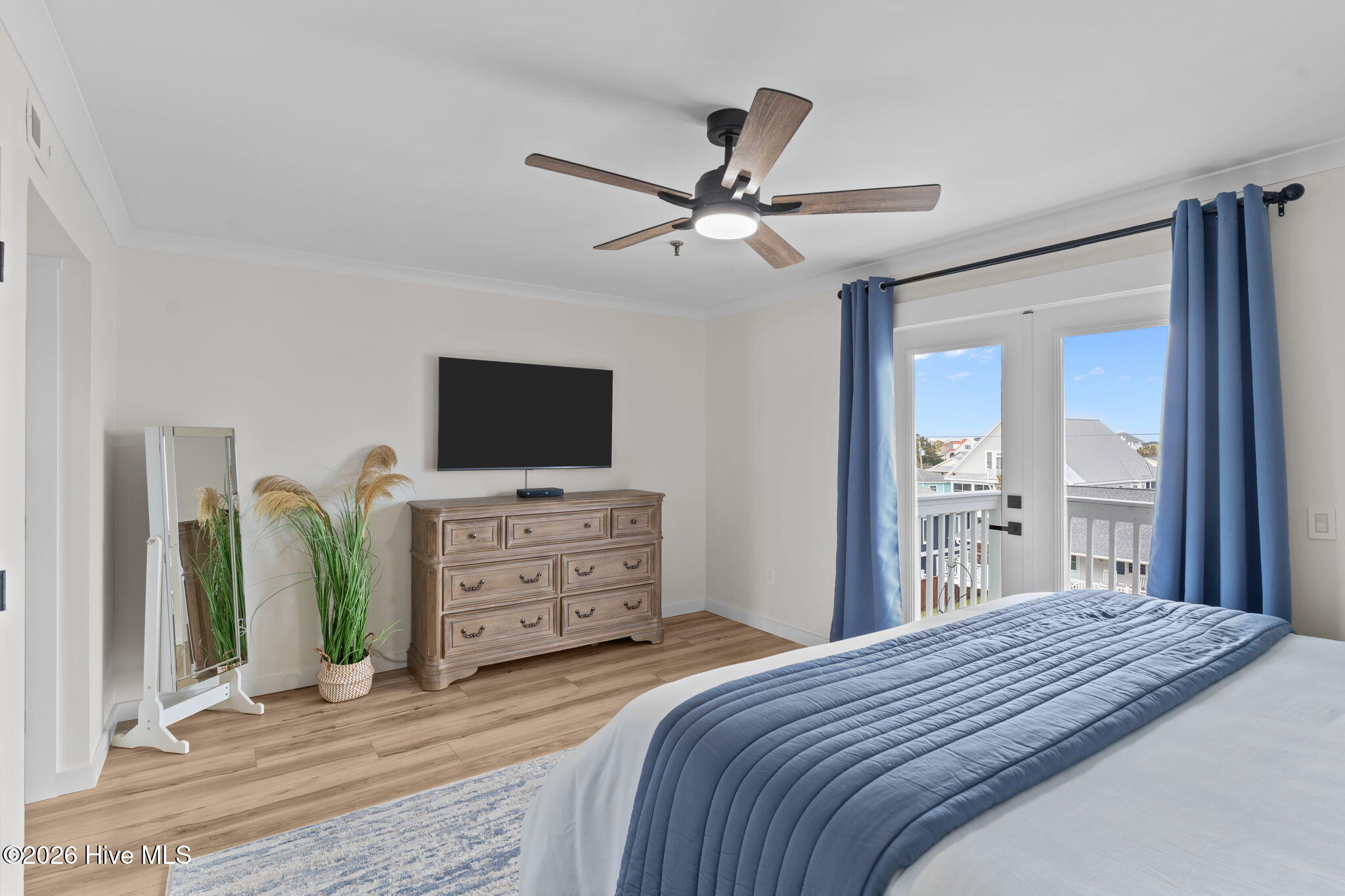 100548962 | Photo 20