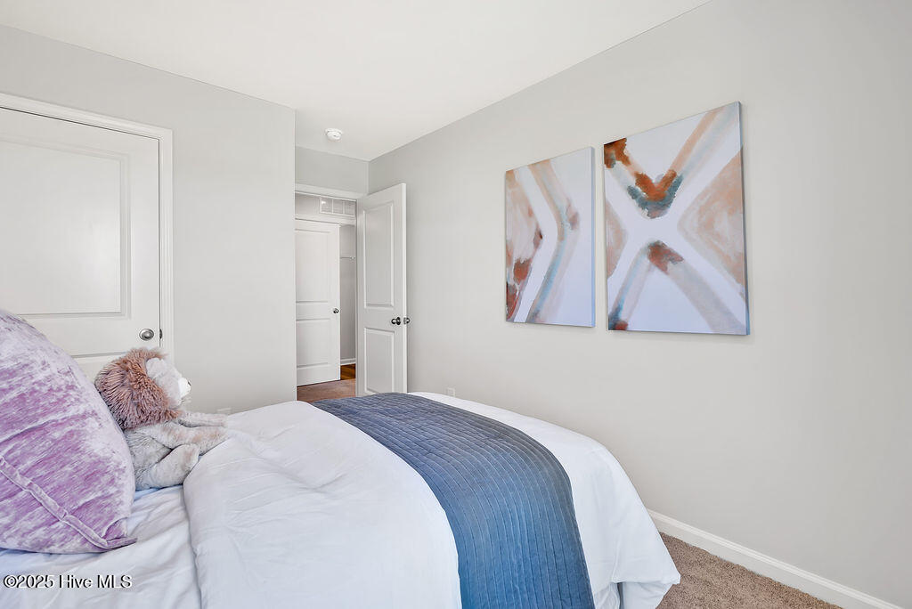 100568350 | Photo 20