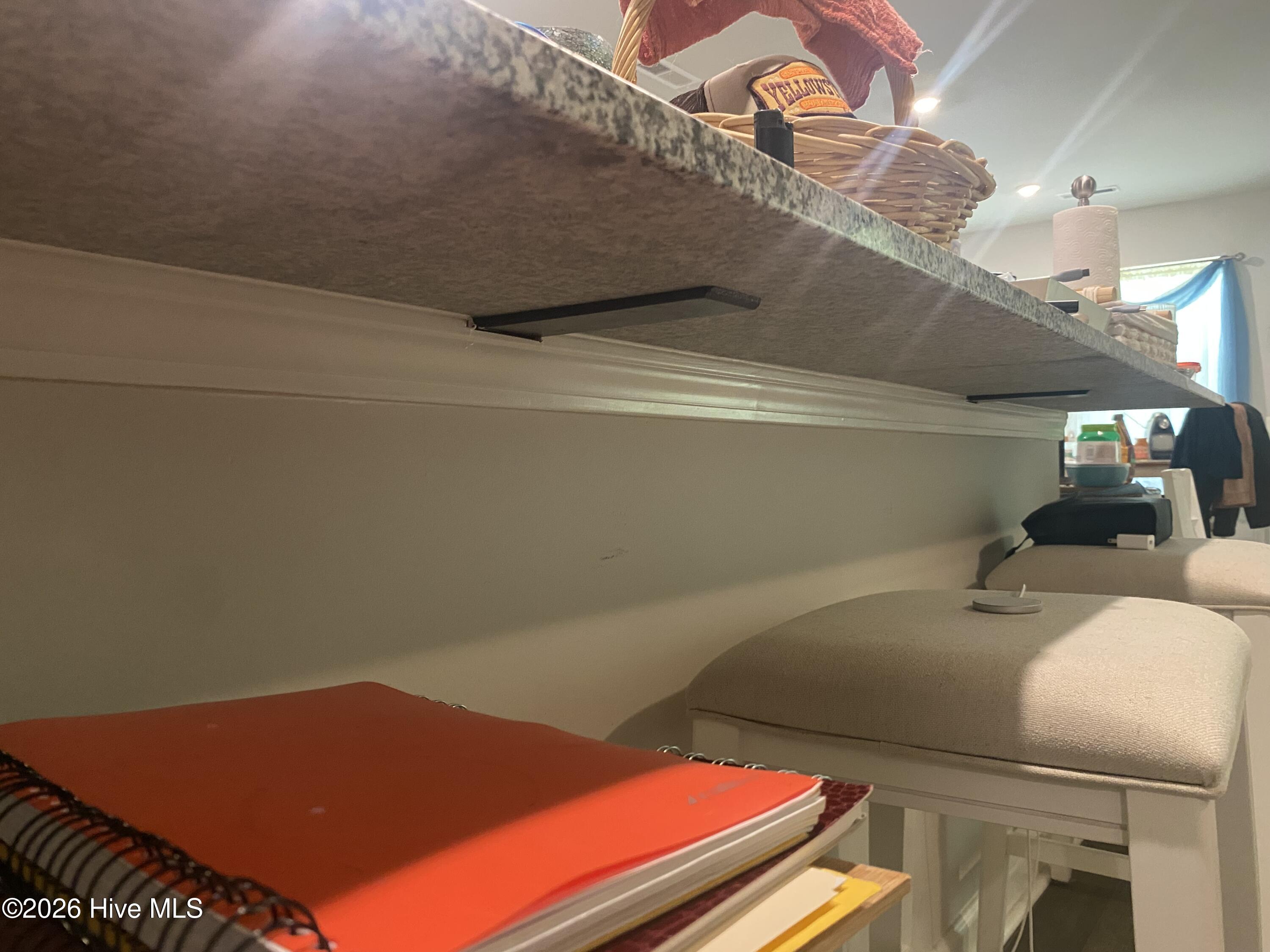 100566692 | Photo 58