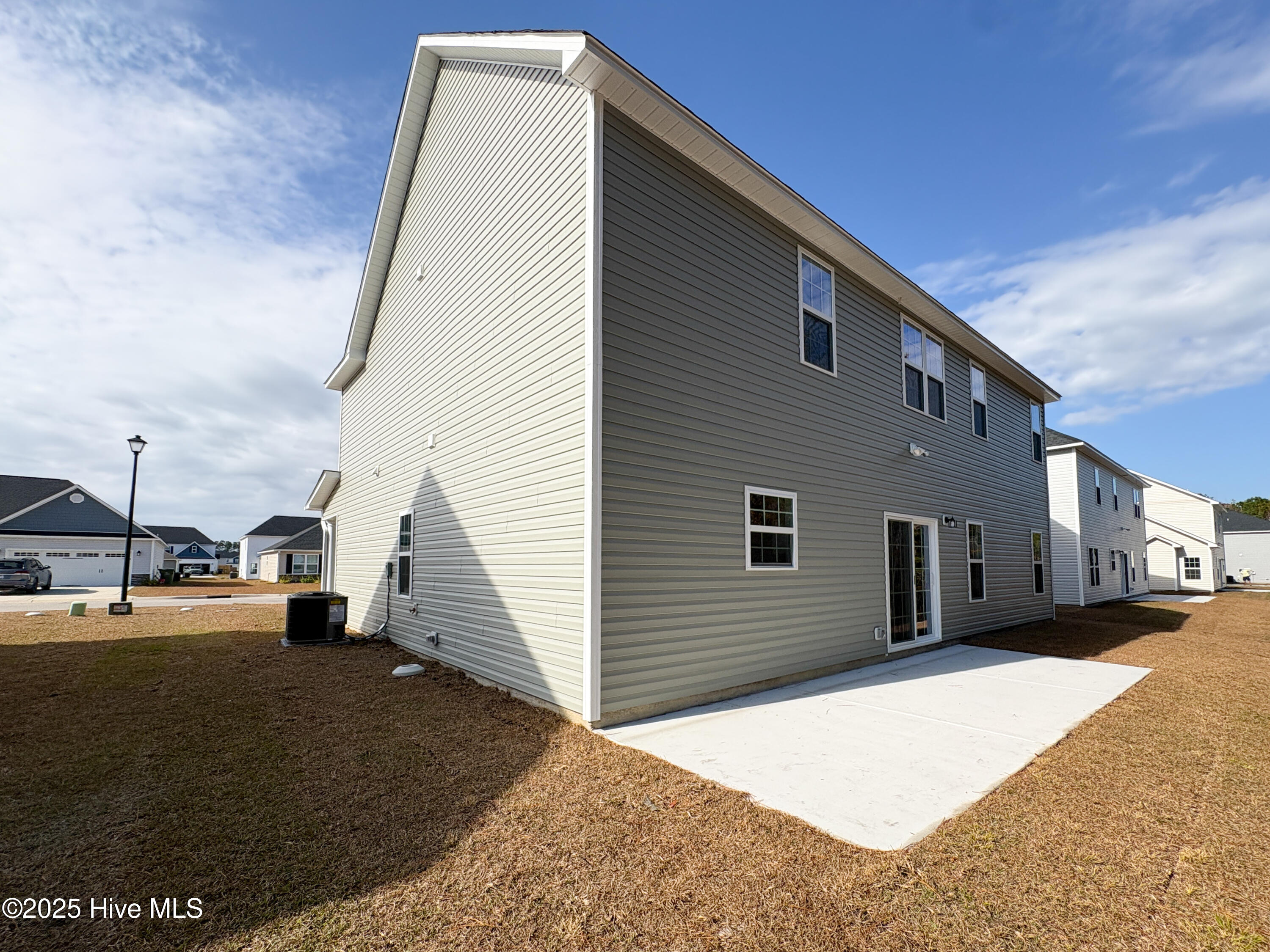 100499948 | Photo 25