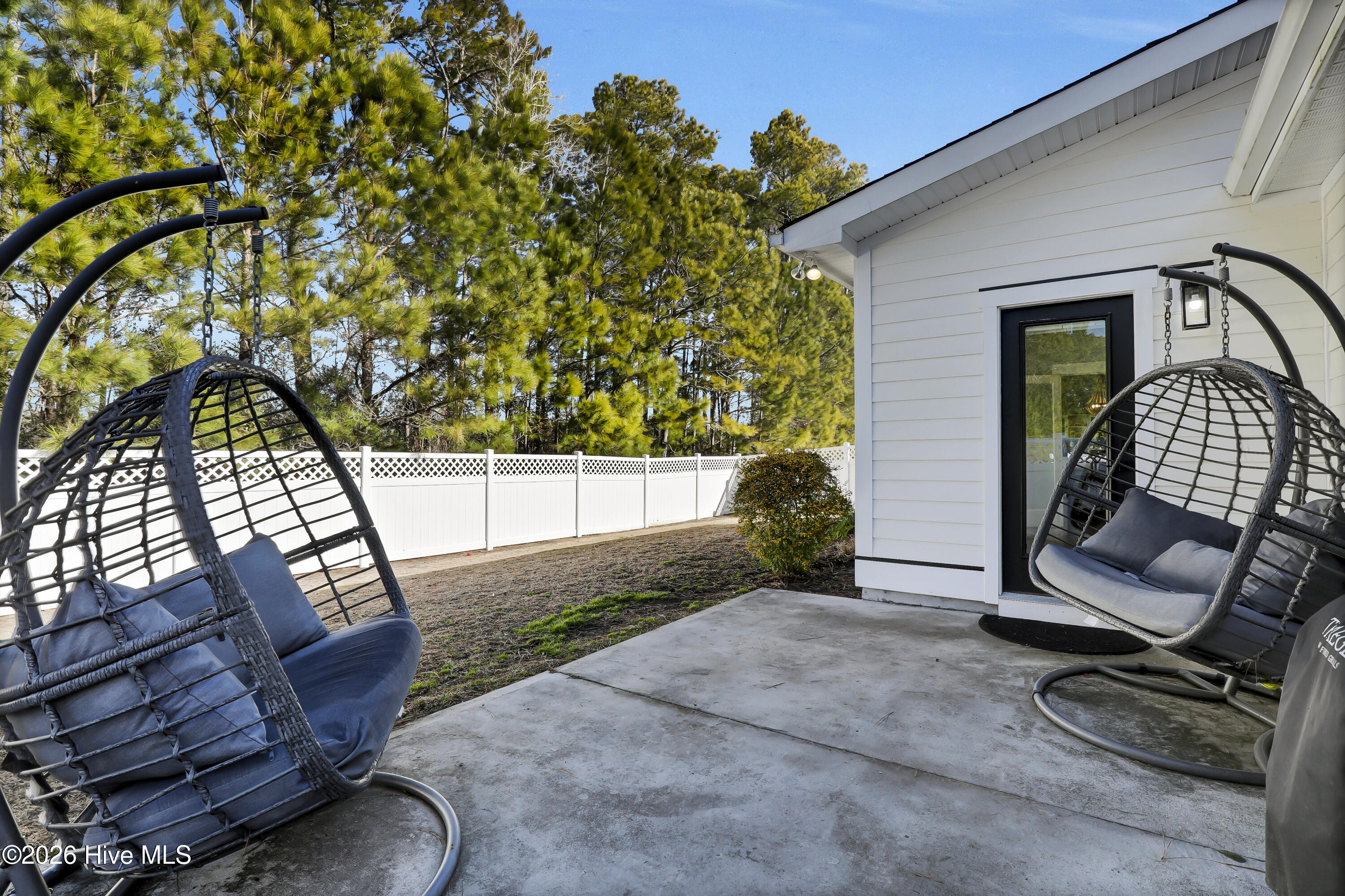 100556741 | Photo 41