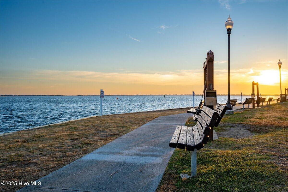 100518742 | Photo 57