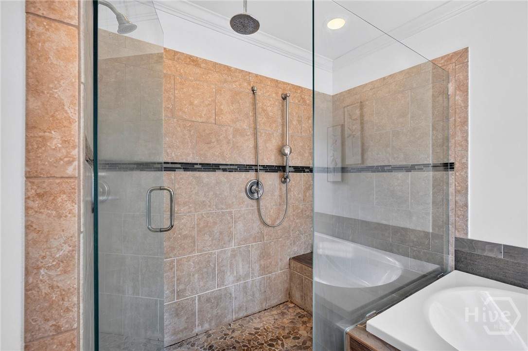 primary bath shower with 2 shower heads