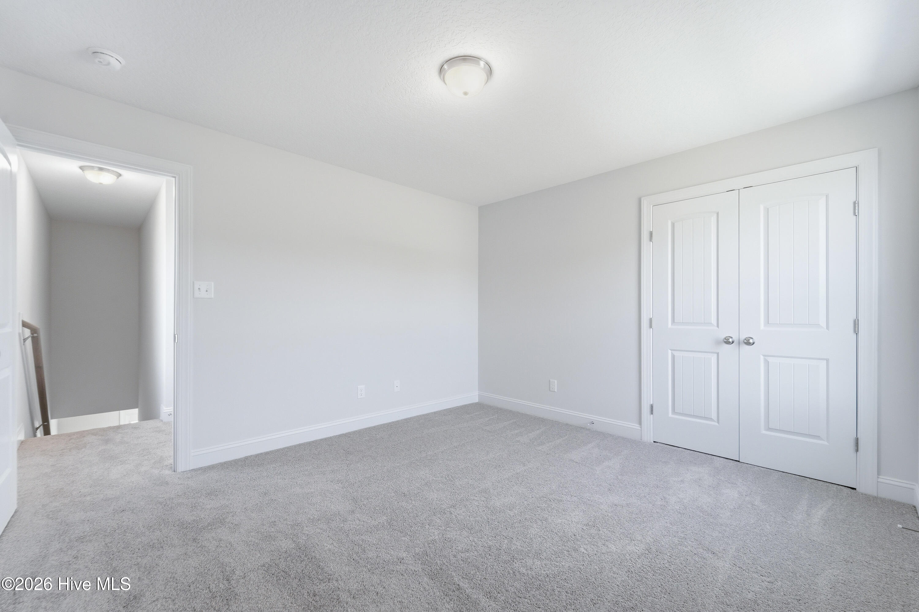 100519868 | Photo 22