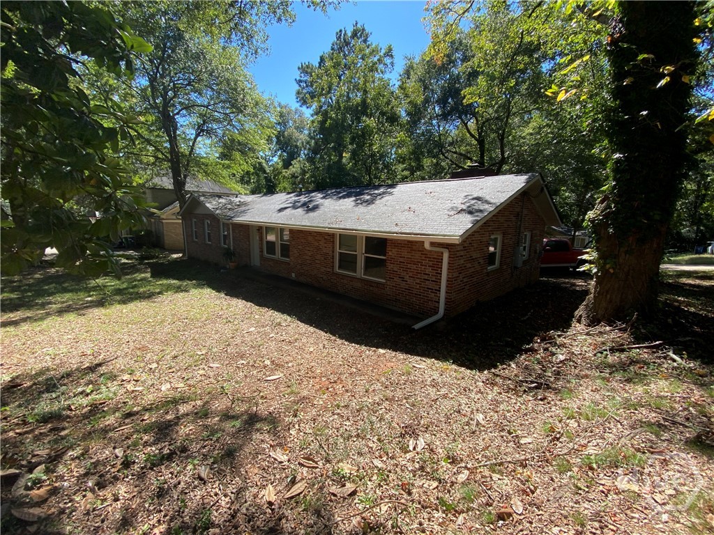 Property at 2010 Milledge Avenue