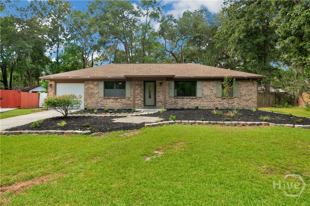 Single family home for sale at 111 Cambridge Dr, Savannah, GA 31419 | MLS# SA365132