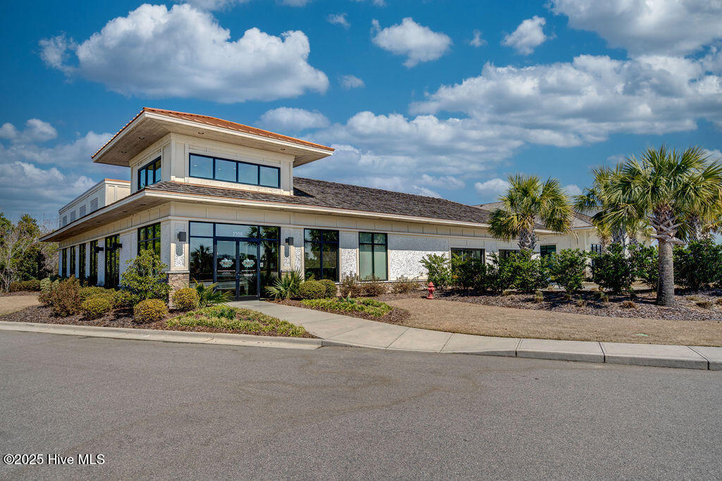 100529139 | Photo 45