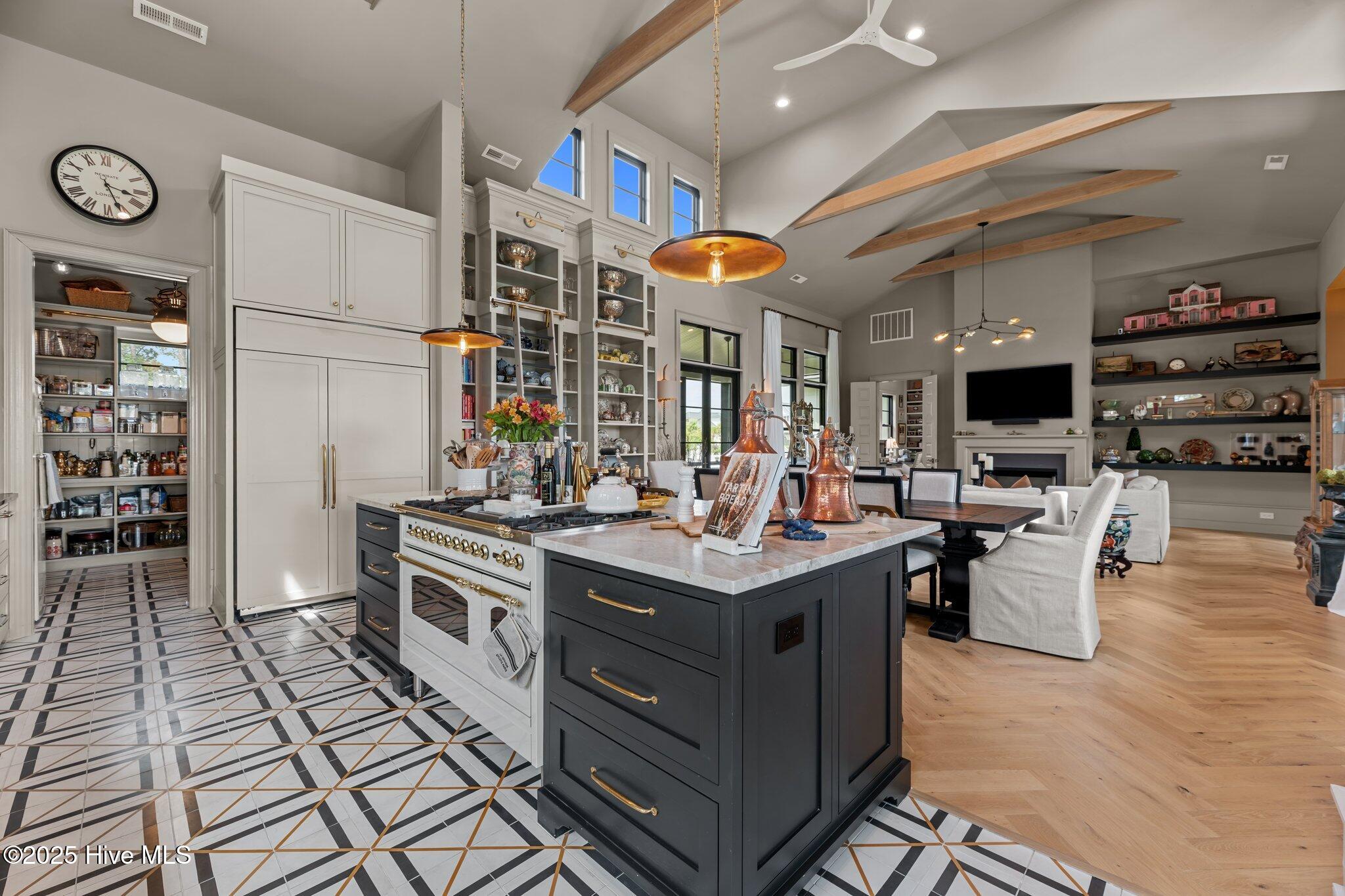 628 E Harborside Road,Oriental