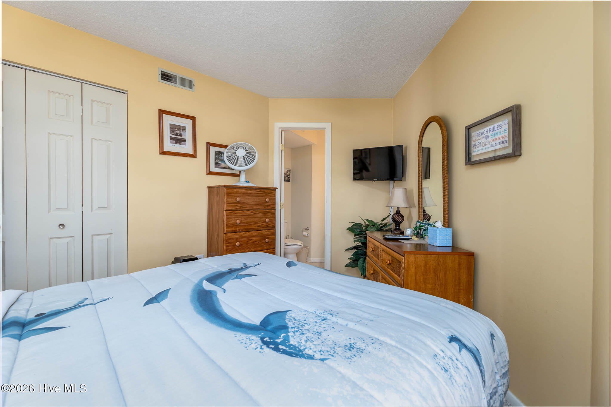 100567274 | Photo 16