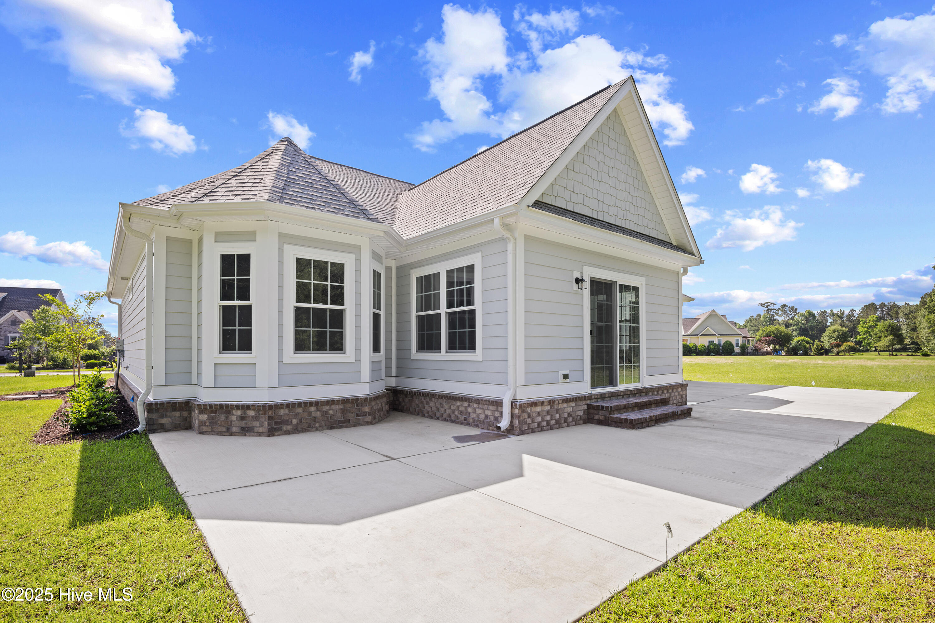 100472156 | Photo 35