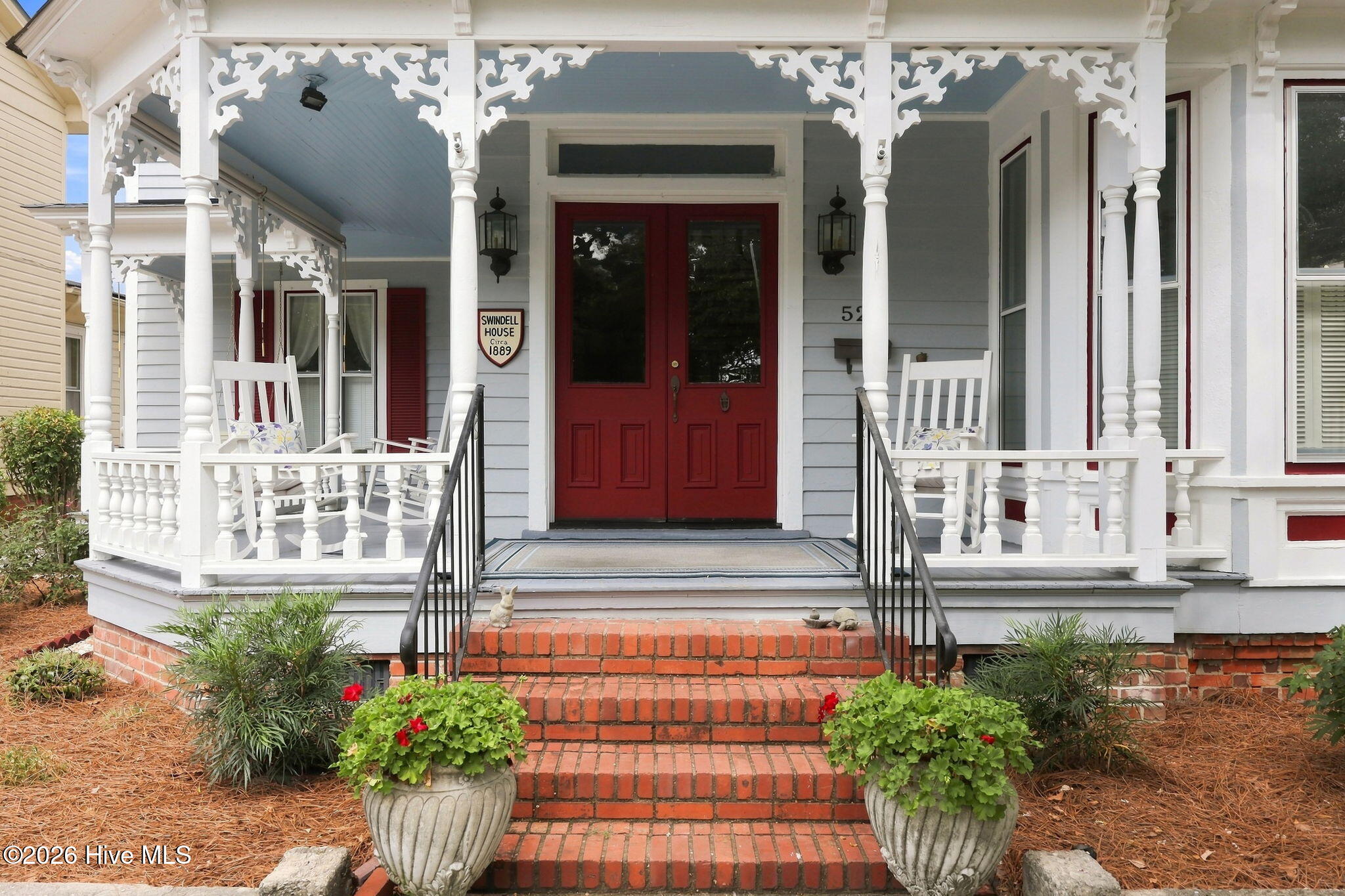 Exterior photo of 524 W Main Street, Washington, NC 27889. MLS: 100602609