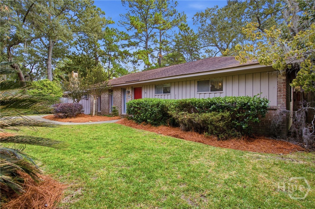 Photo 3 of Single family home for sale at 13 Suncrest Blvd, Savannah, GA 31410 | MLS# SA367361 | Listing updated on 2026-10-30