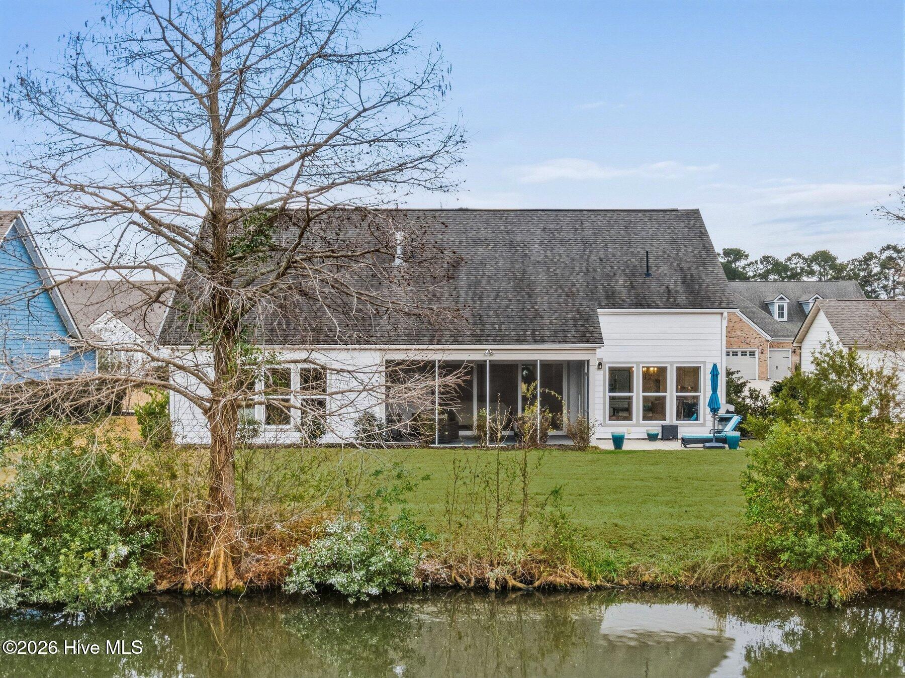 100551985 | Photo 39