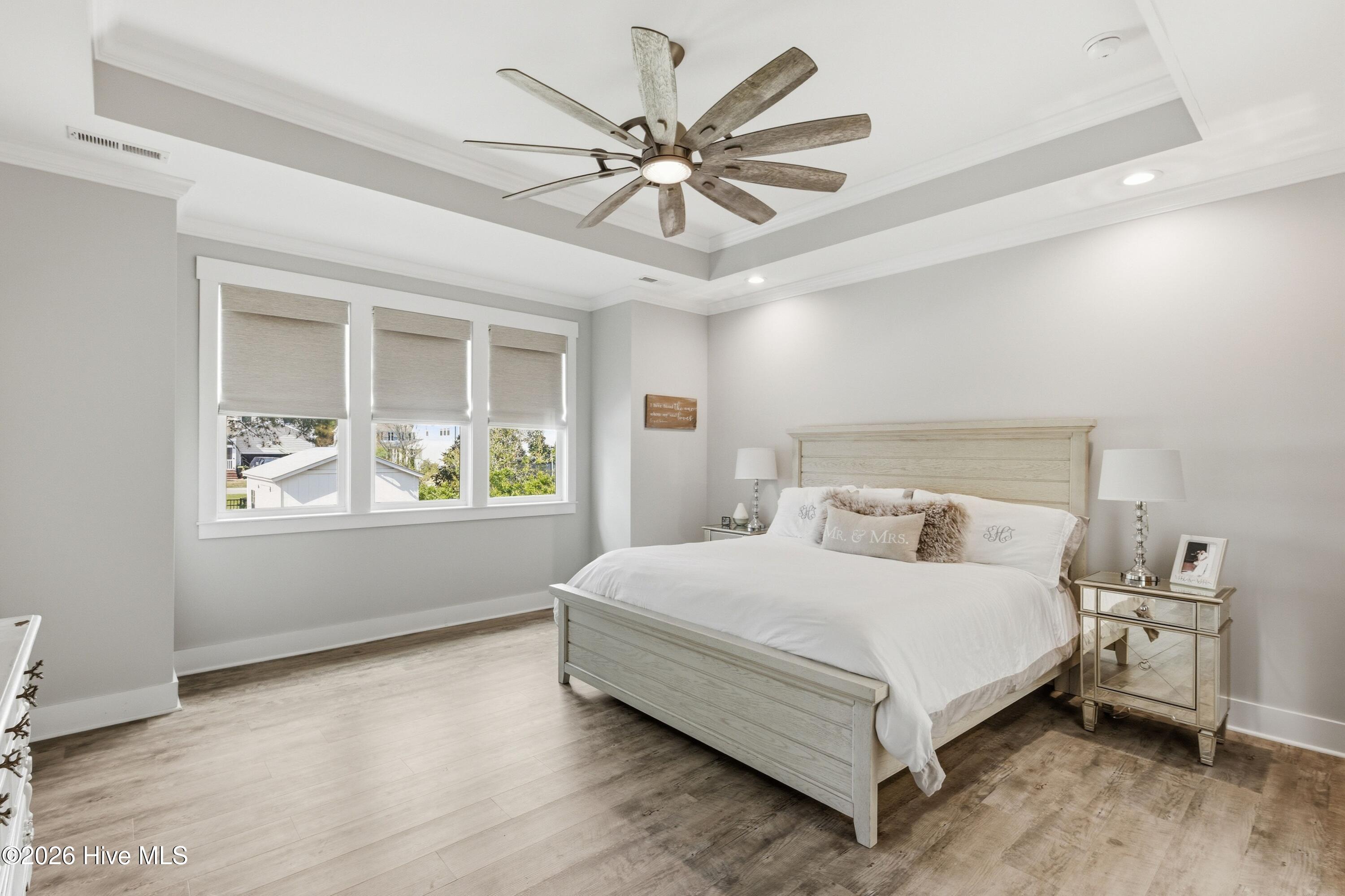 100564448 | Photo 34