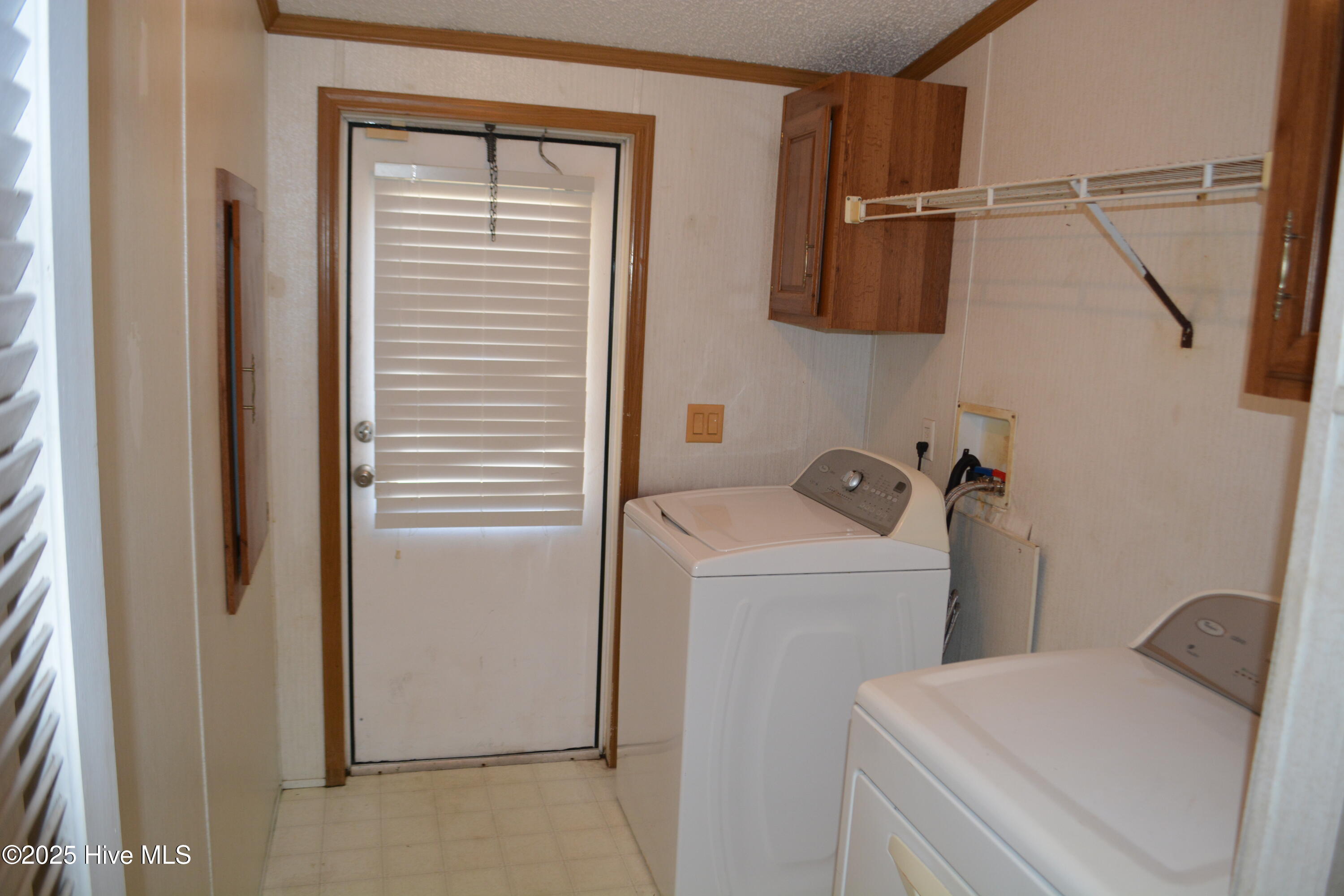 100545218 | Photo 11