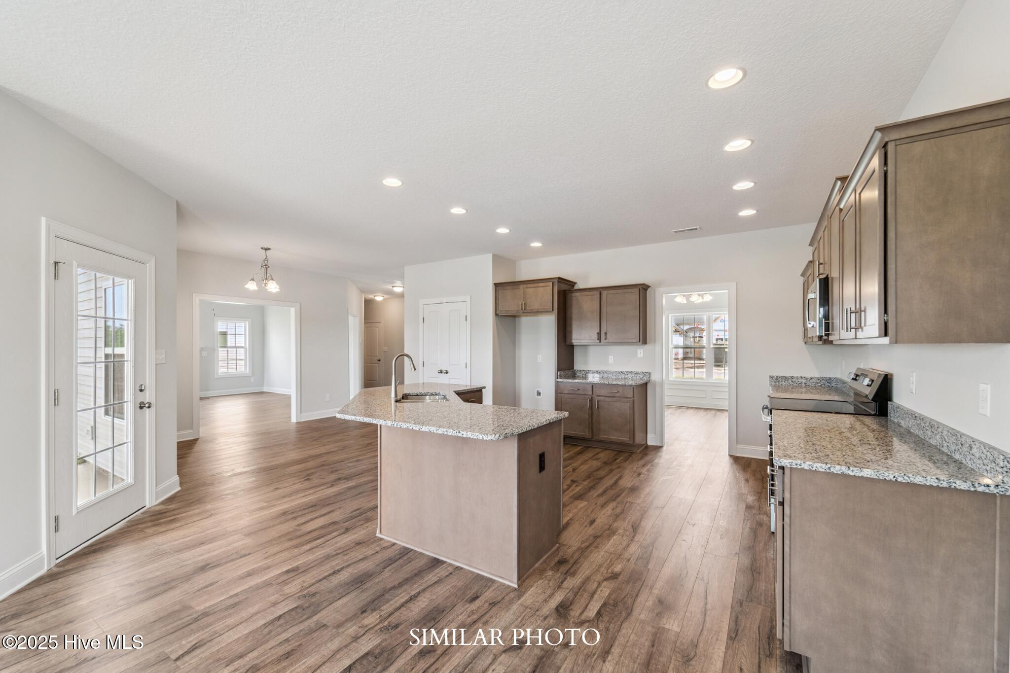 766 Secession Lane, Jacksonville, NC 28546 – photo 16: SIMILAR PHOTO PALOMAR-19