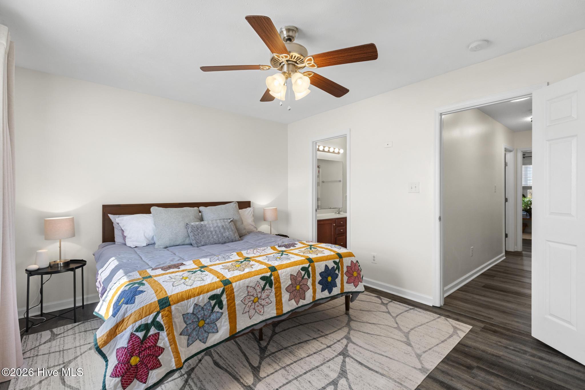 100552473 | Photo 17