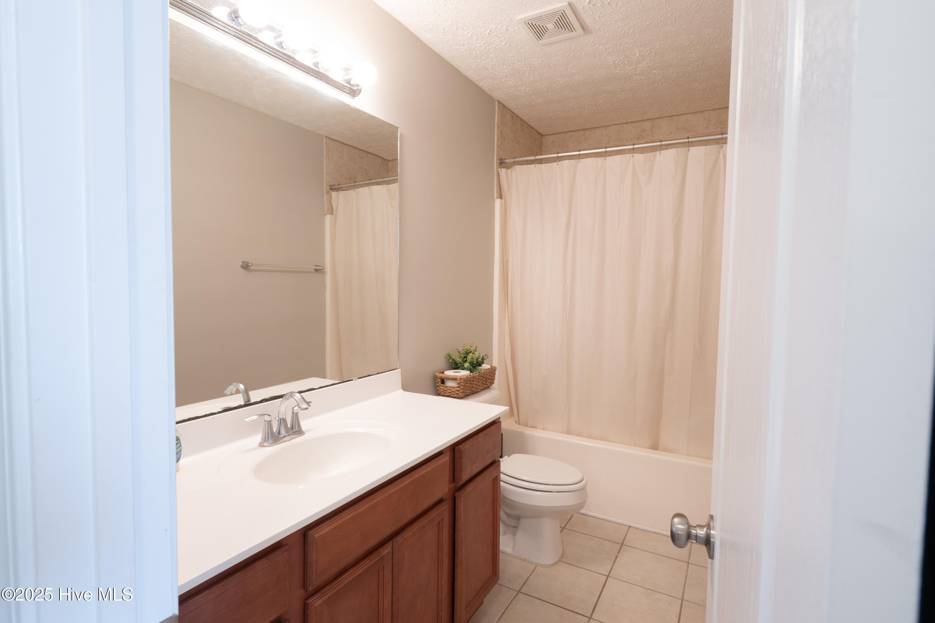 100528578 | Photo 27