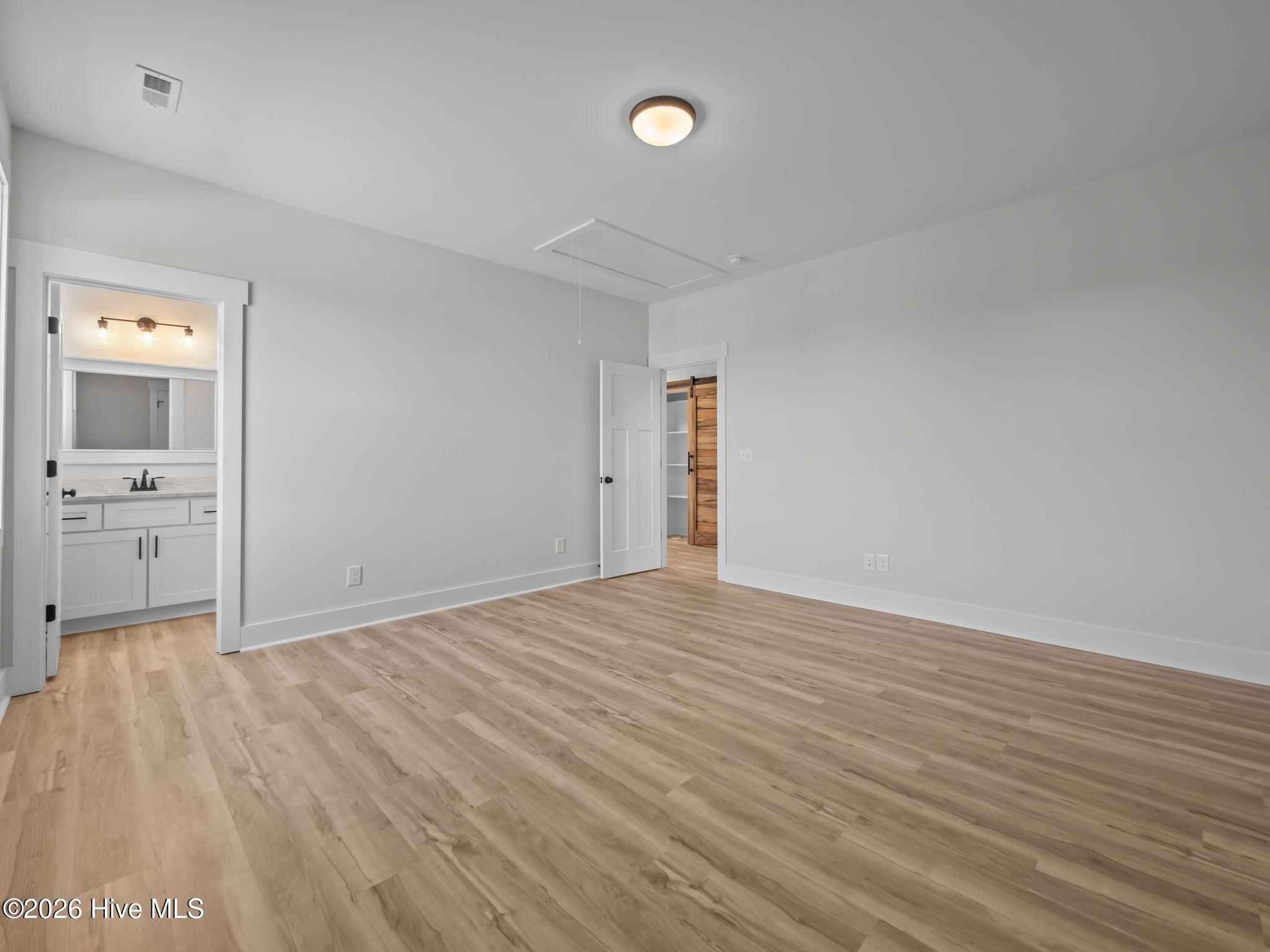 656 Fishermans Point,Newport
