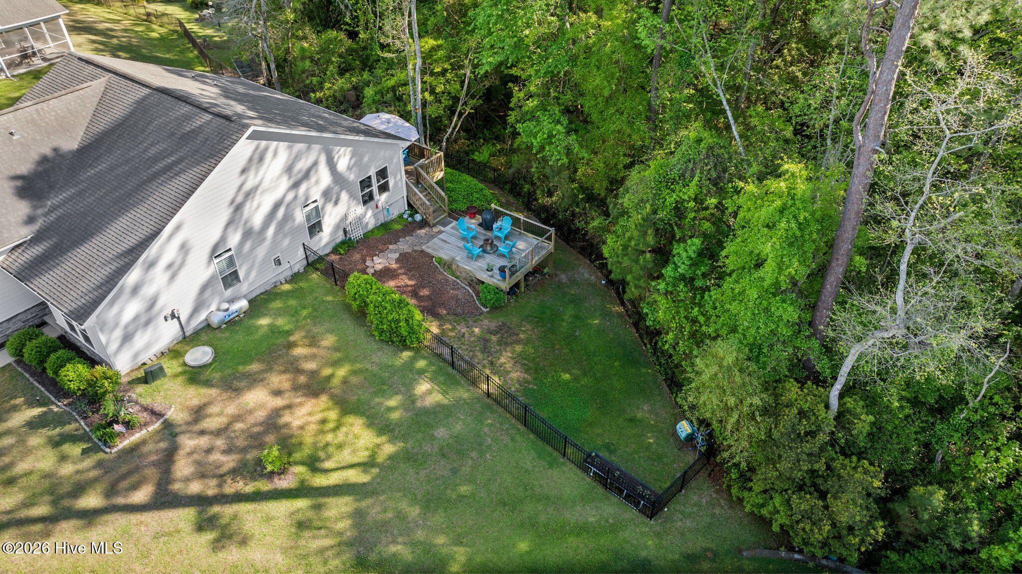 100567618 | Photo 39