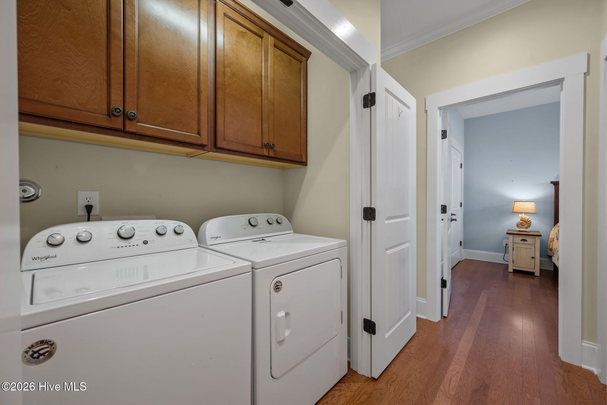 100569497 | Photo 40