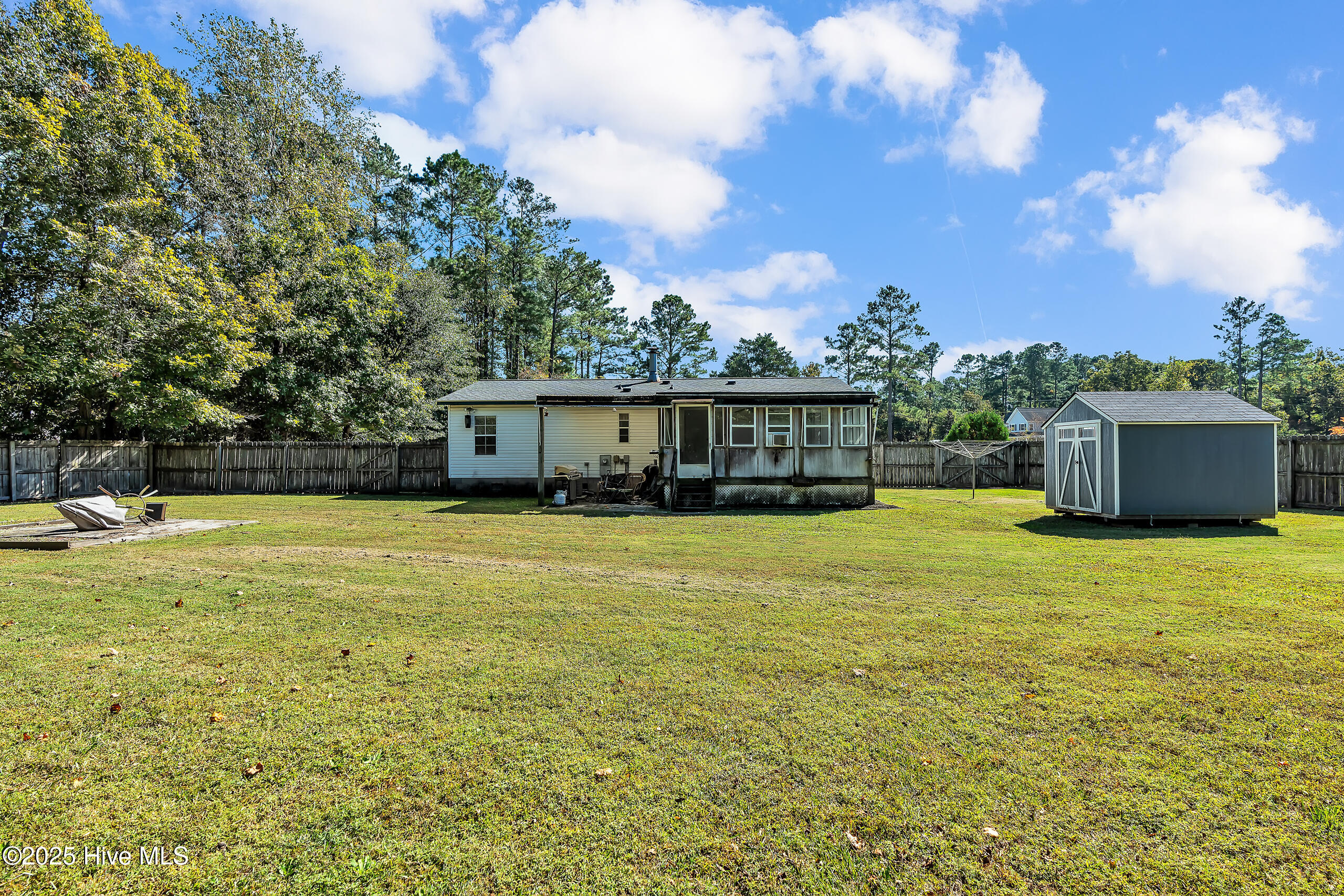 100538064 | Photo 32