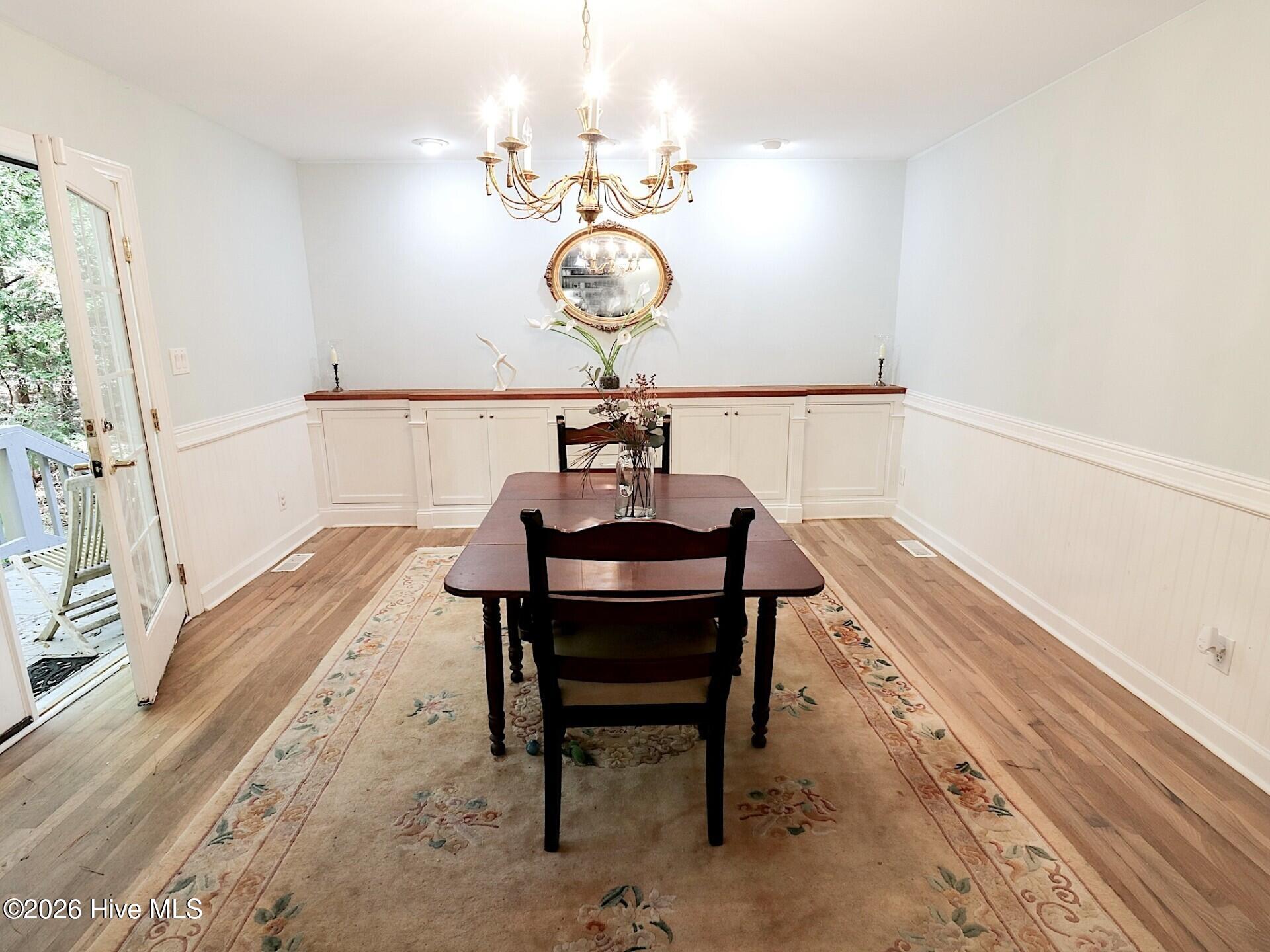 100504796 | Photo 26