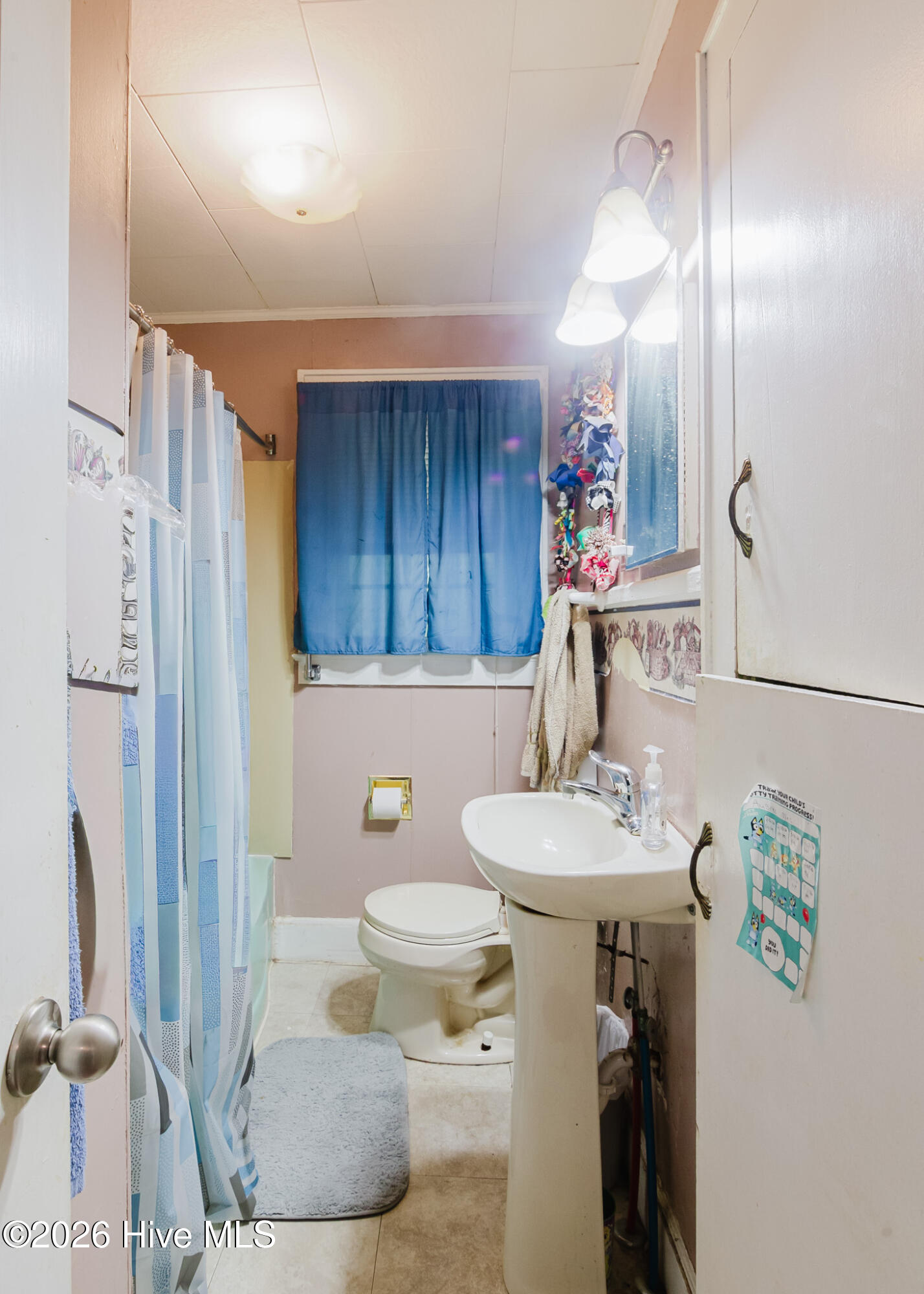 Full bathroom