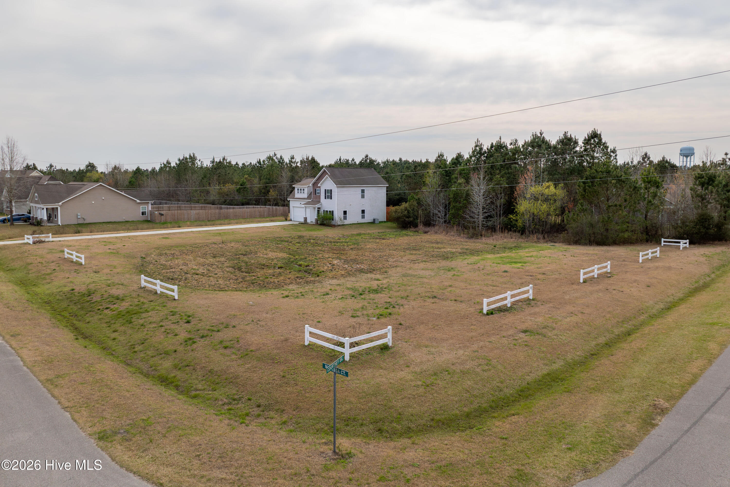 100561600 | Photo 32