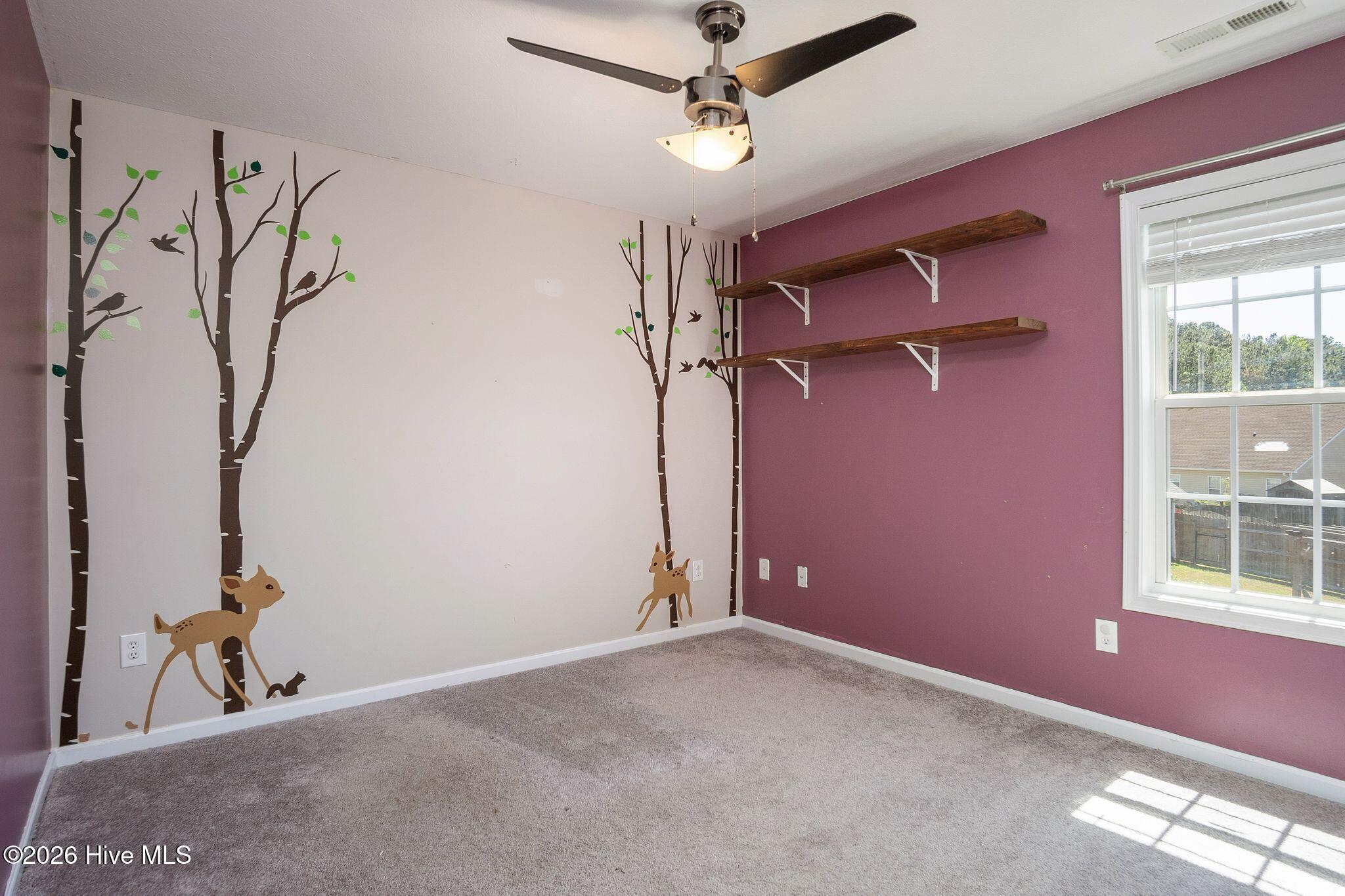 100569961 | Photo 34