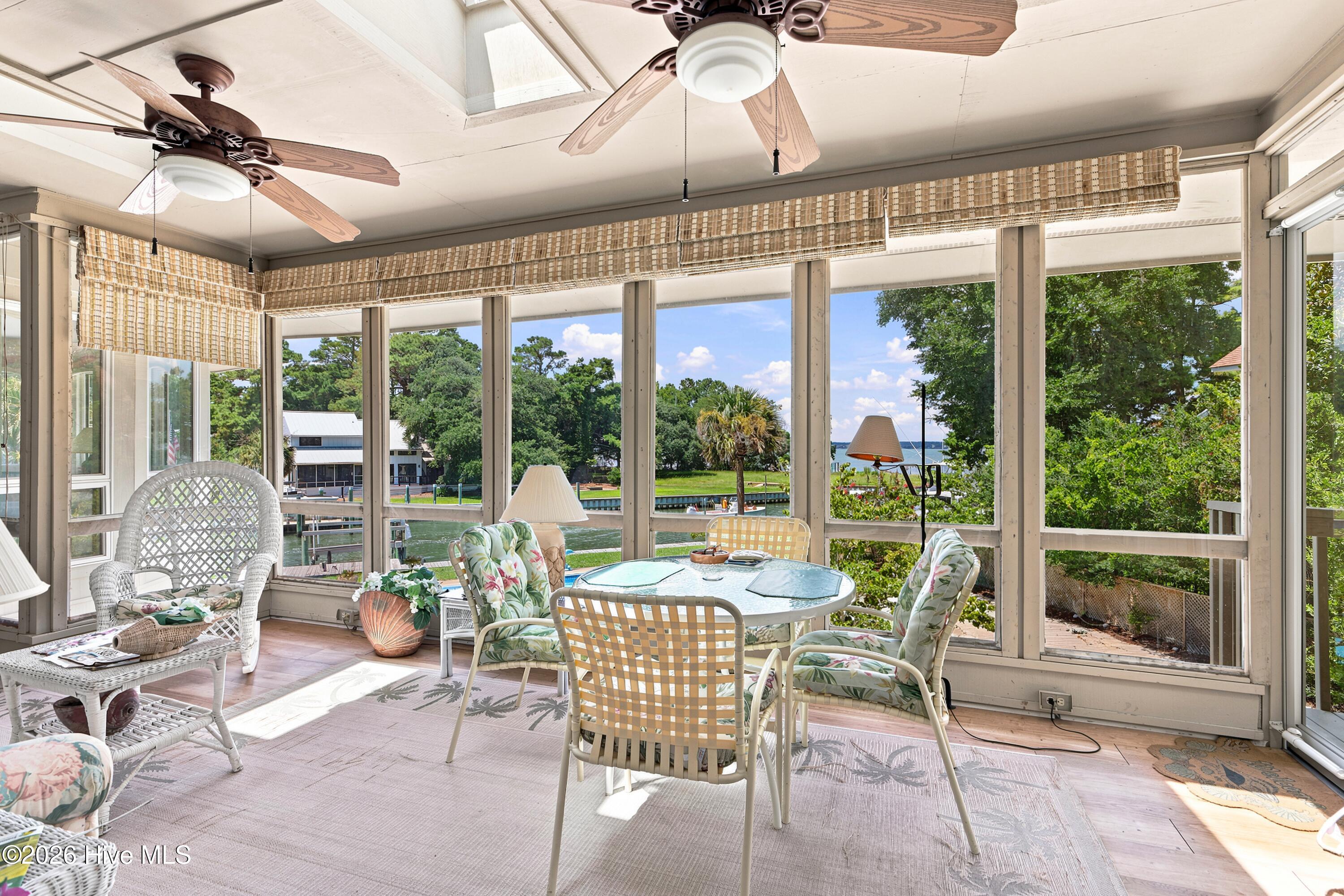 286 Oakleaf Drive,Pine Knoll Shores