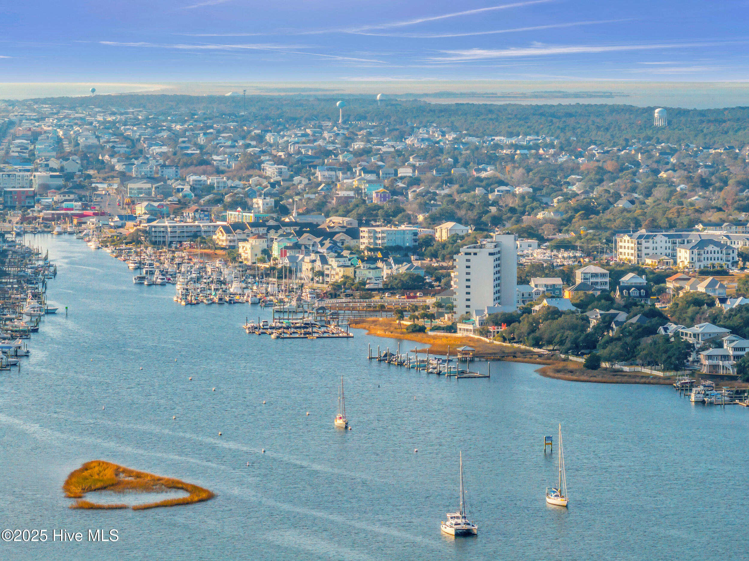 100542619 | Photo 19