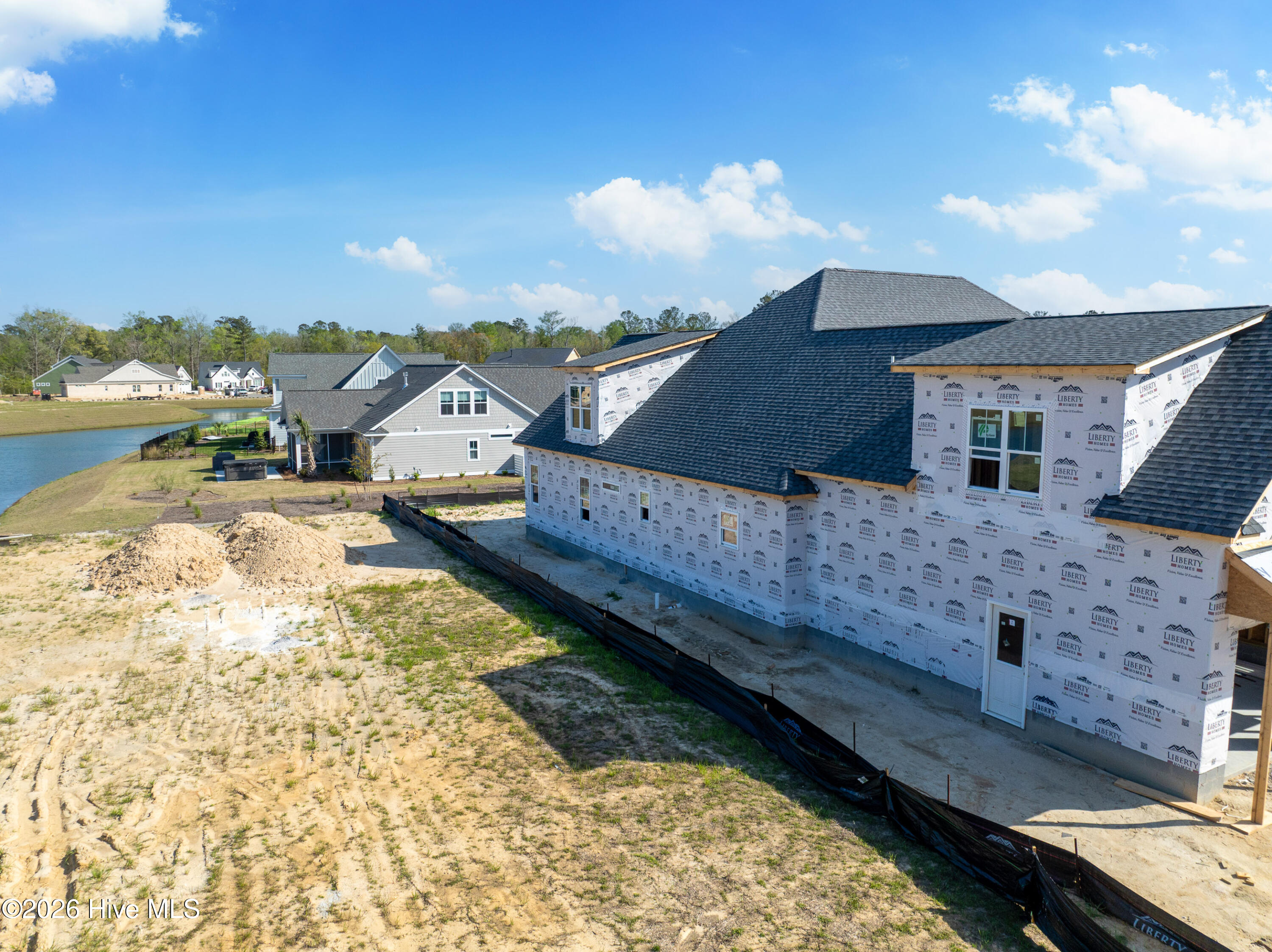 100564727 | Photo 29