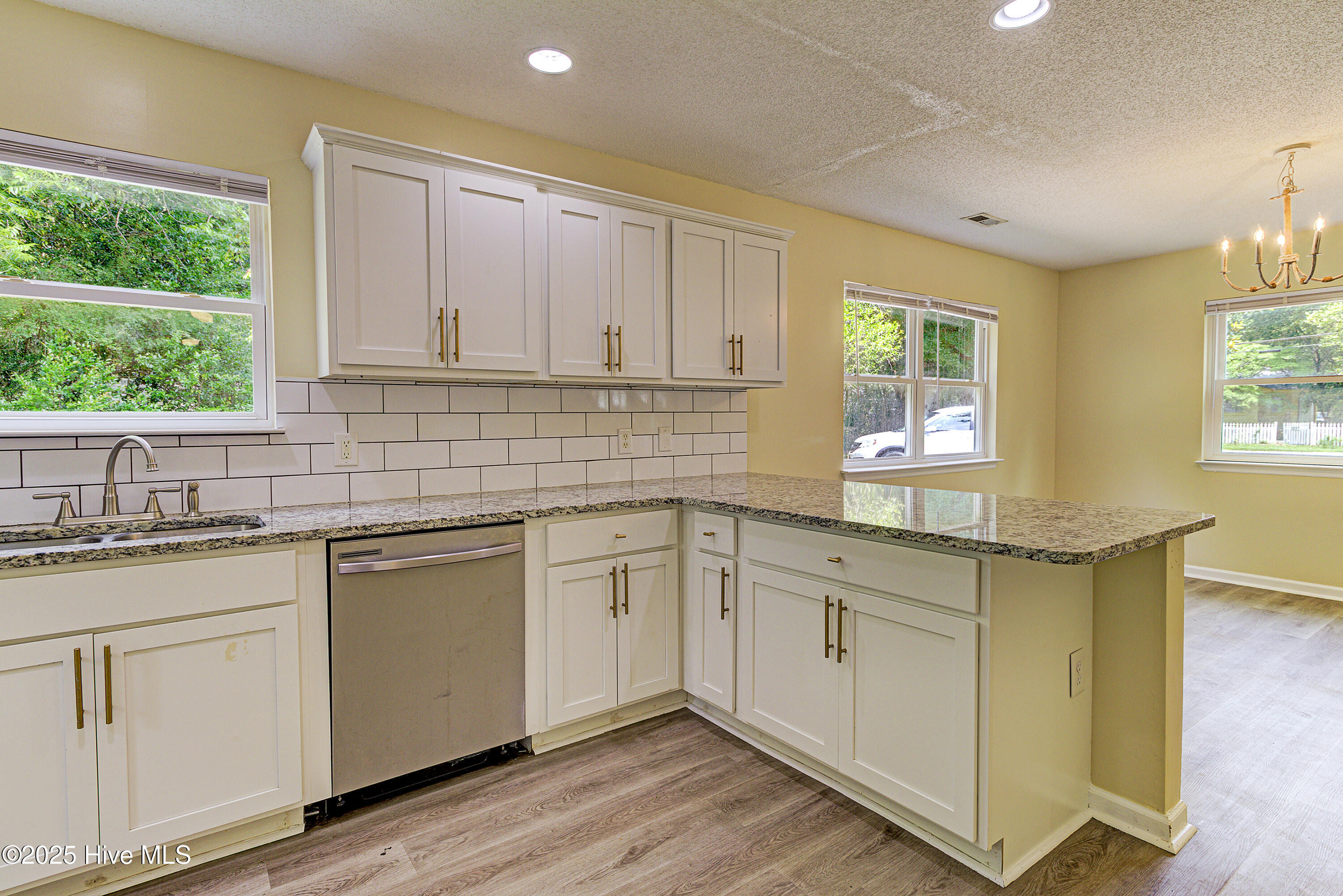 3538 Wilshire Boulevard, Wilmington, NC 28403 – photo 7: IMG_3175_6_7