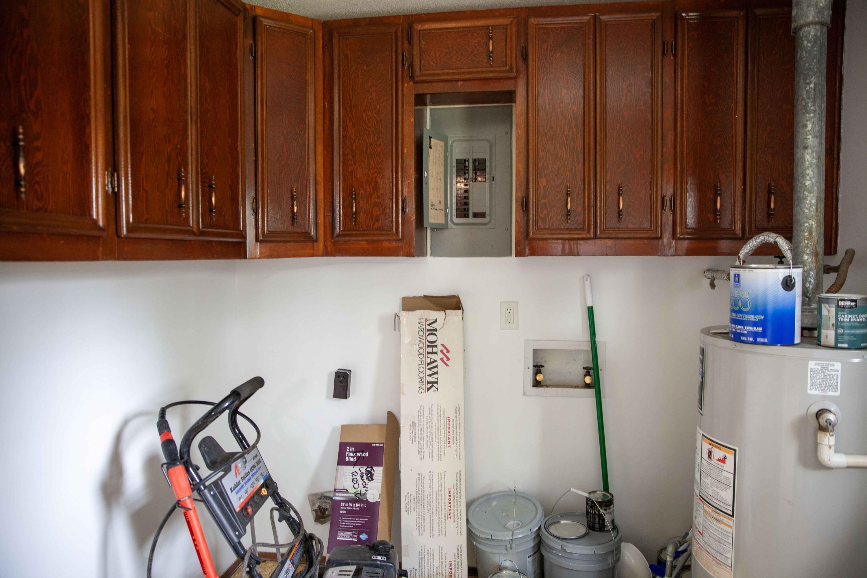 8LaundryRoom